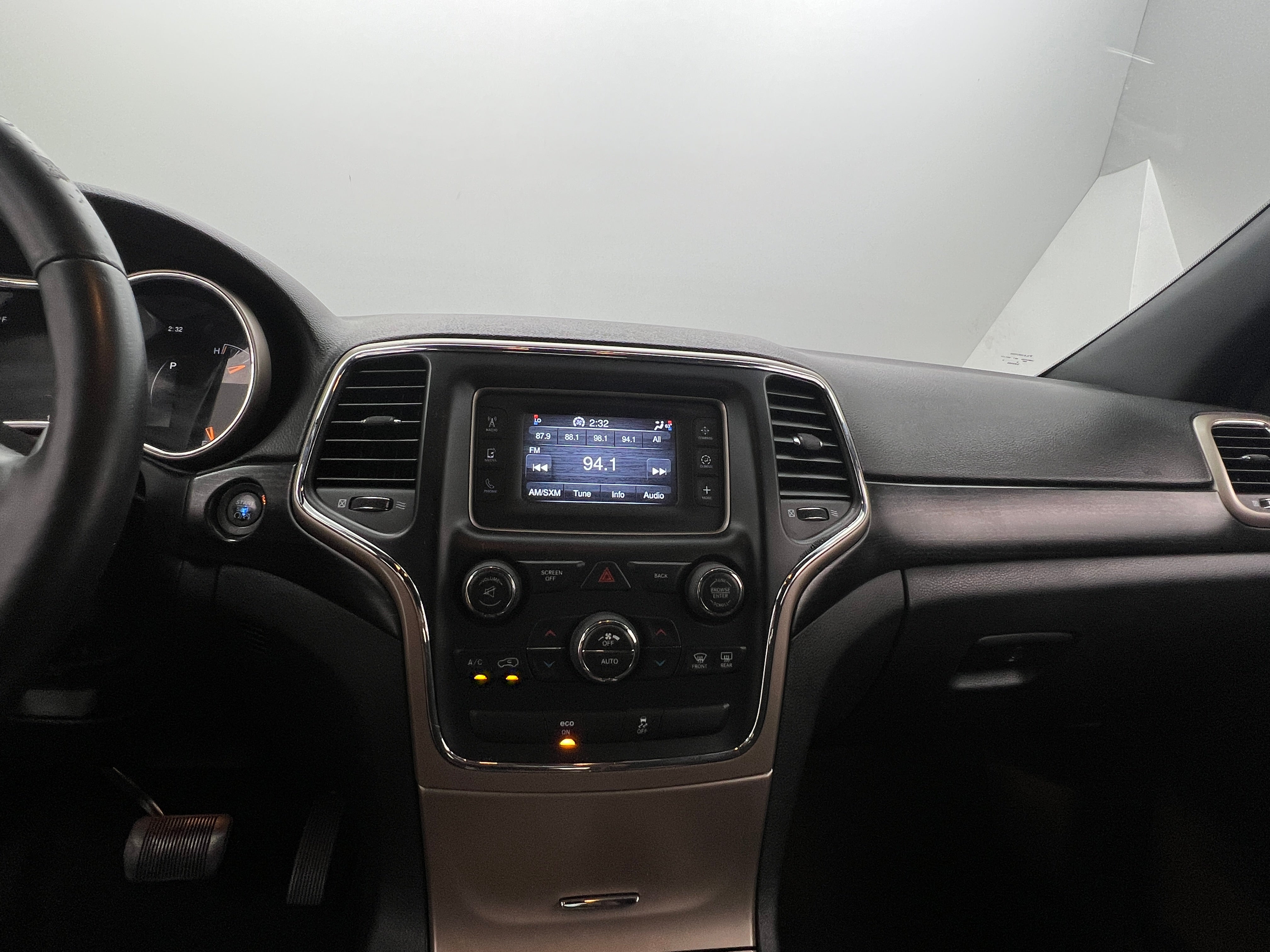 2014 Jeep Grand Cherokee Laredo 4