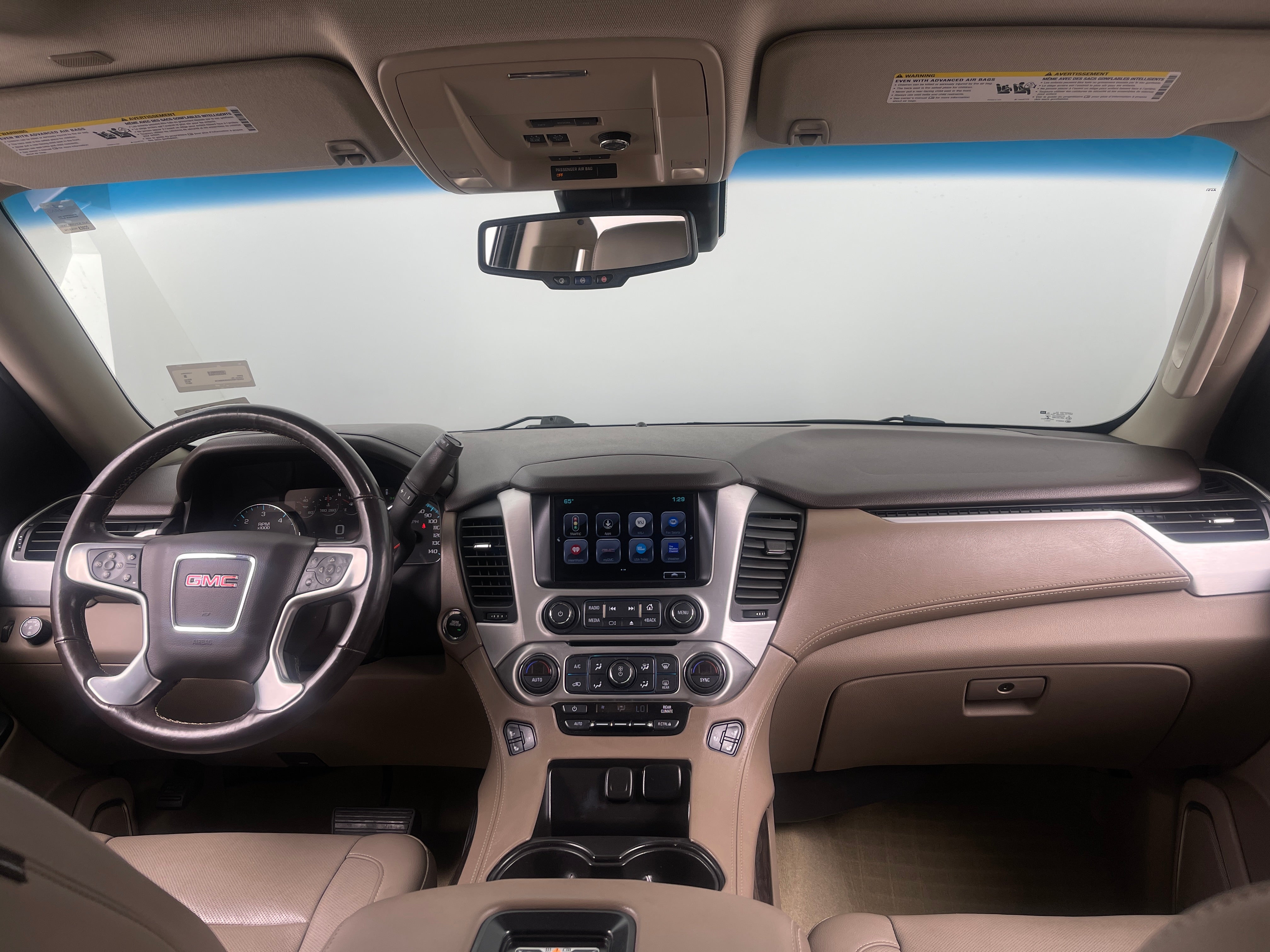 2017 GMC Yukon XL SLT 2