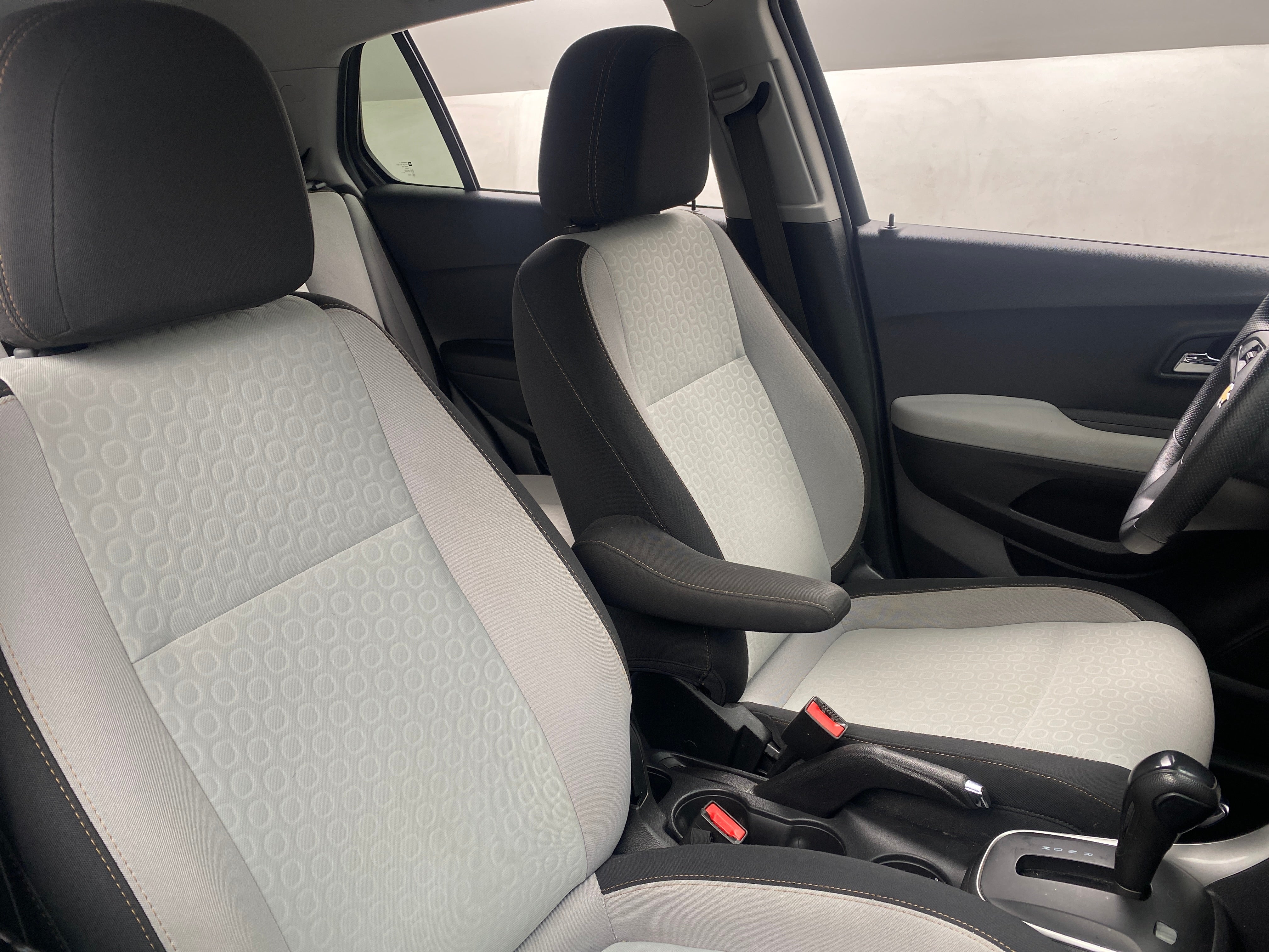 Thumbnail: 2020 Chevrolet Trax - 2