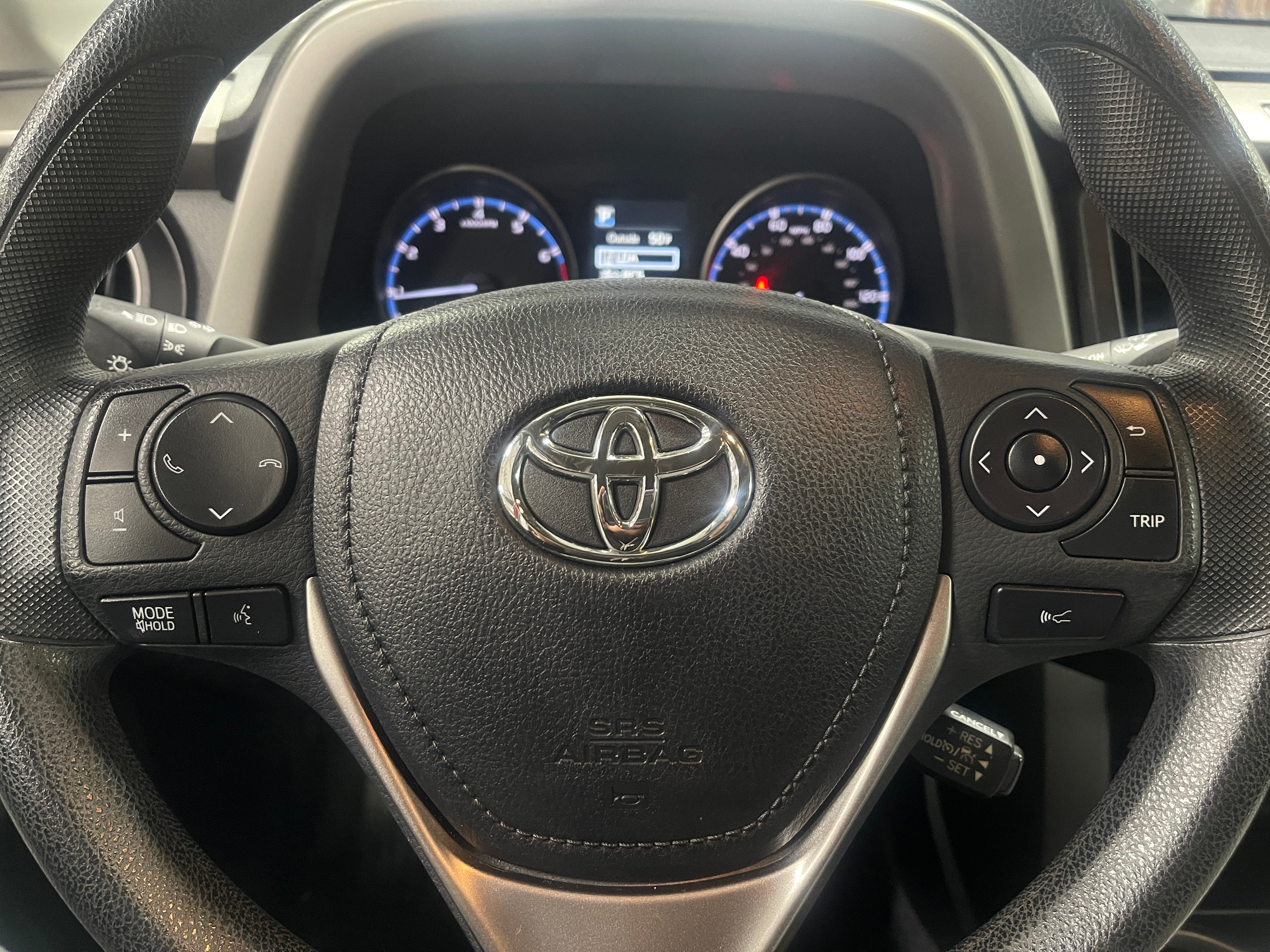 2018 Toyota RAV4 LE 5