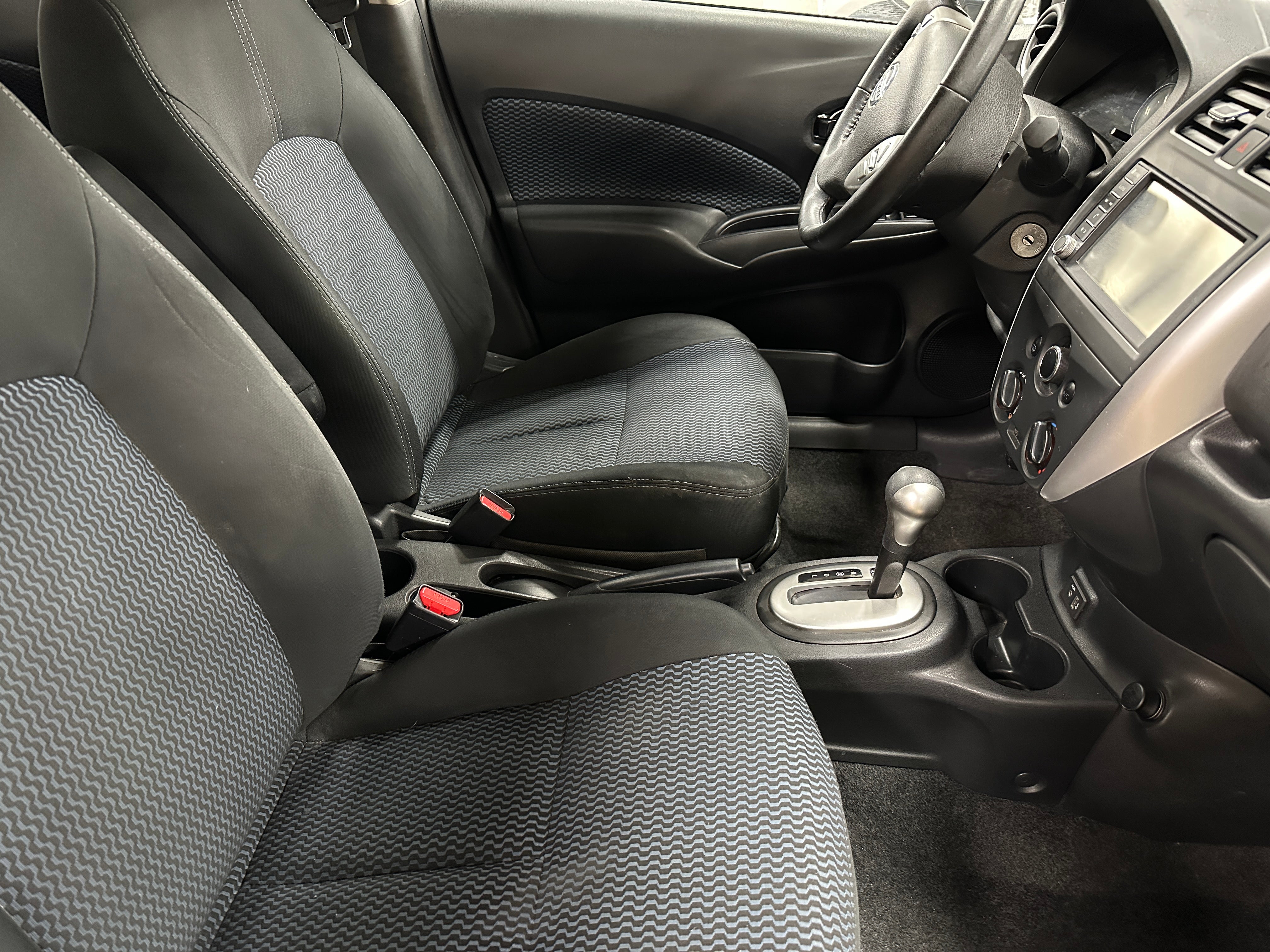 2019 Nissan Versa Note SV 2