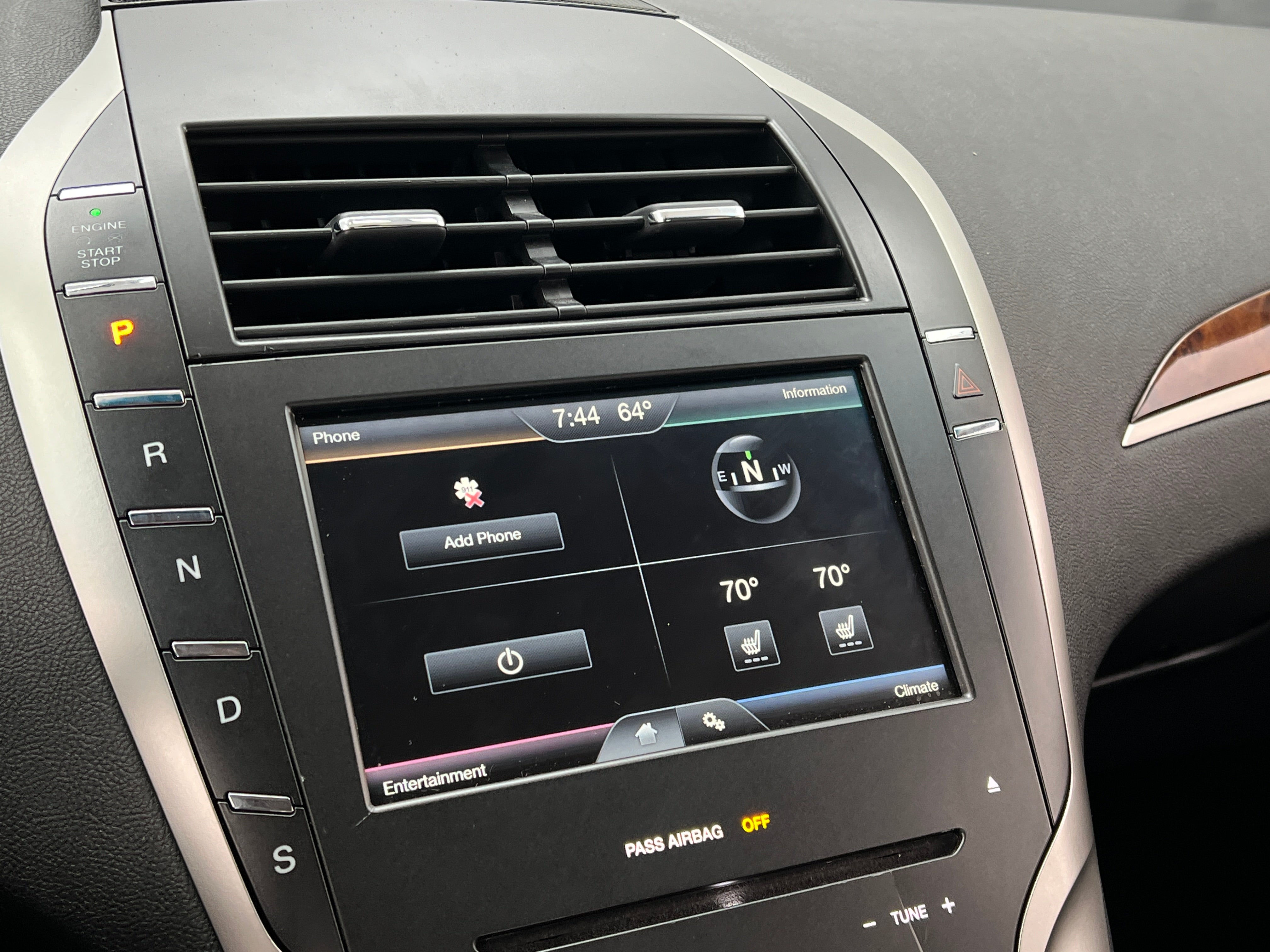 2014 Lincoln MKZ Base 3