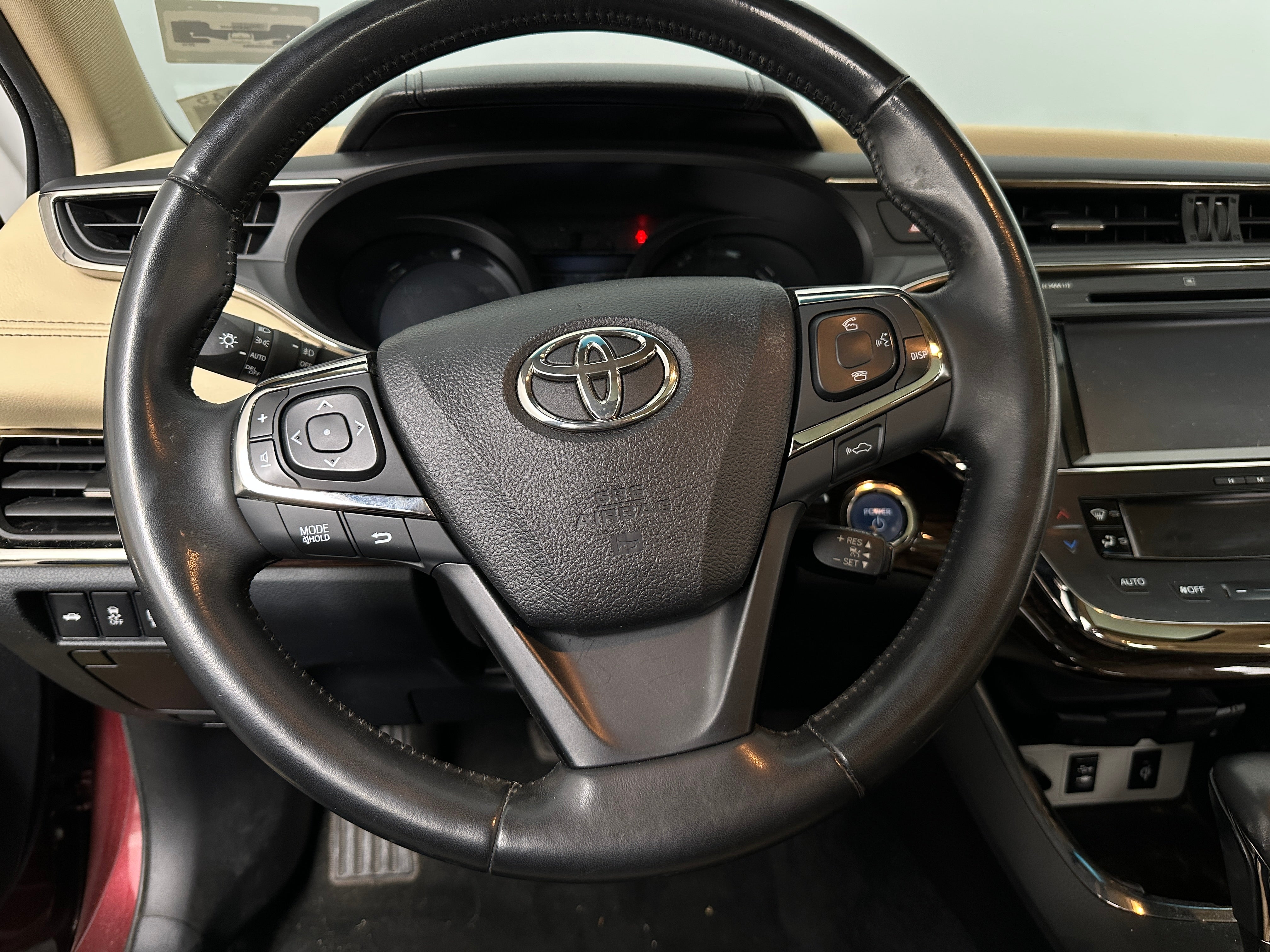 2015 Toyota Avalon Limited 4