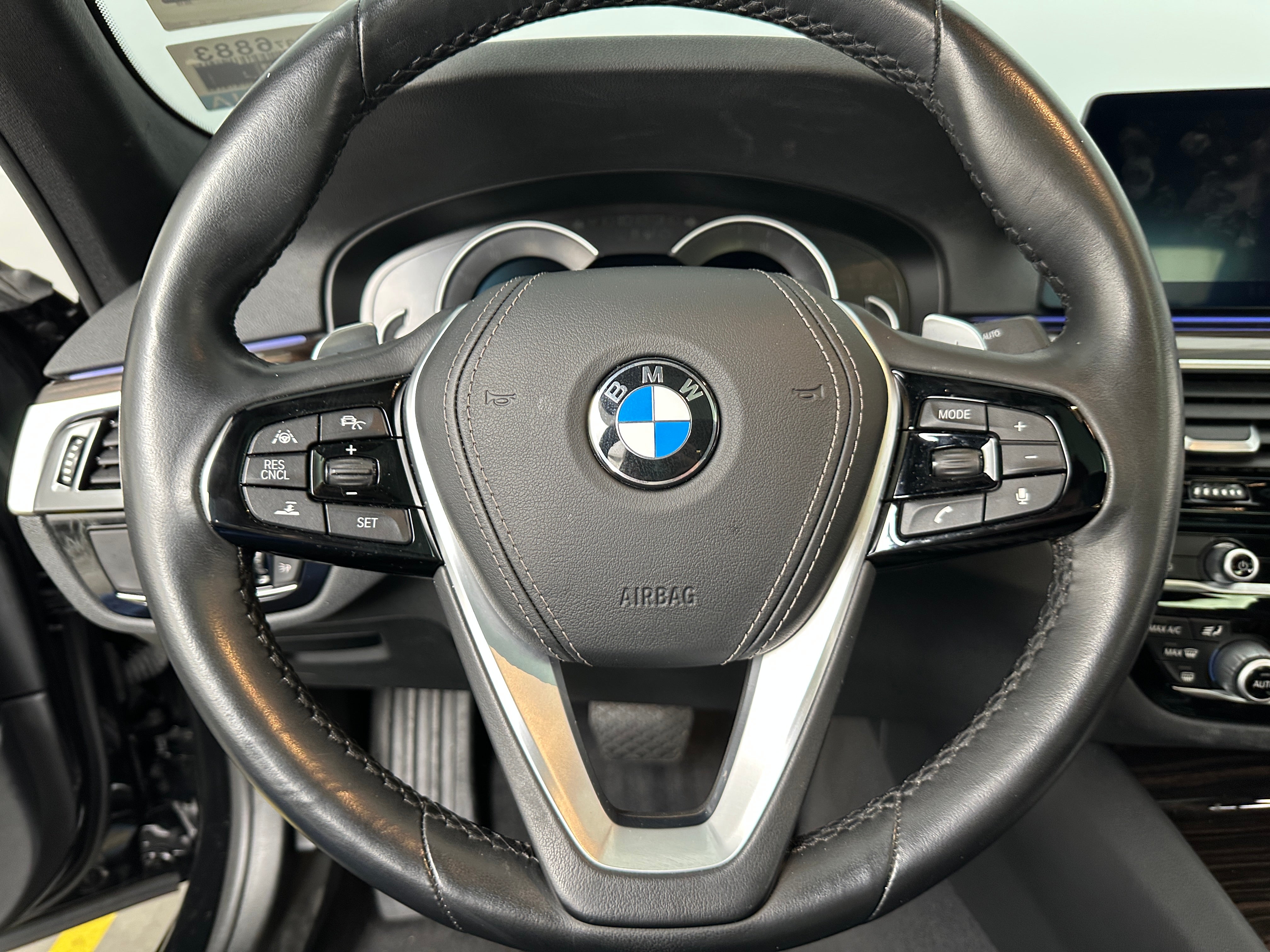 2019 BMW 5 Series 530e iPerformance 5