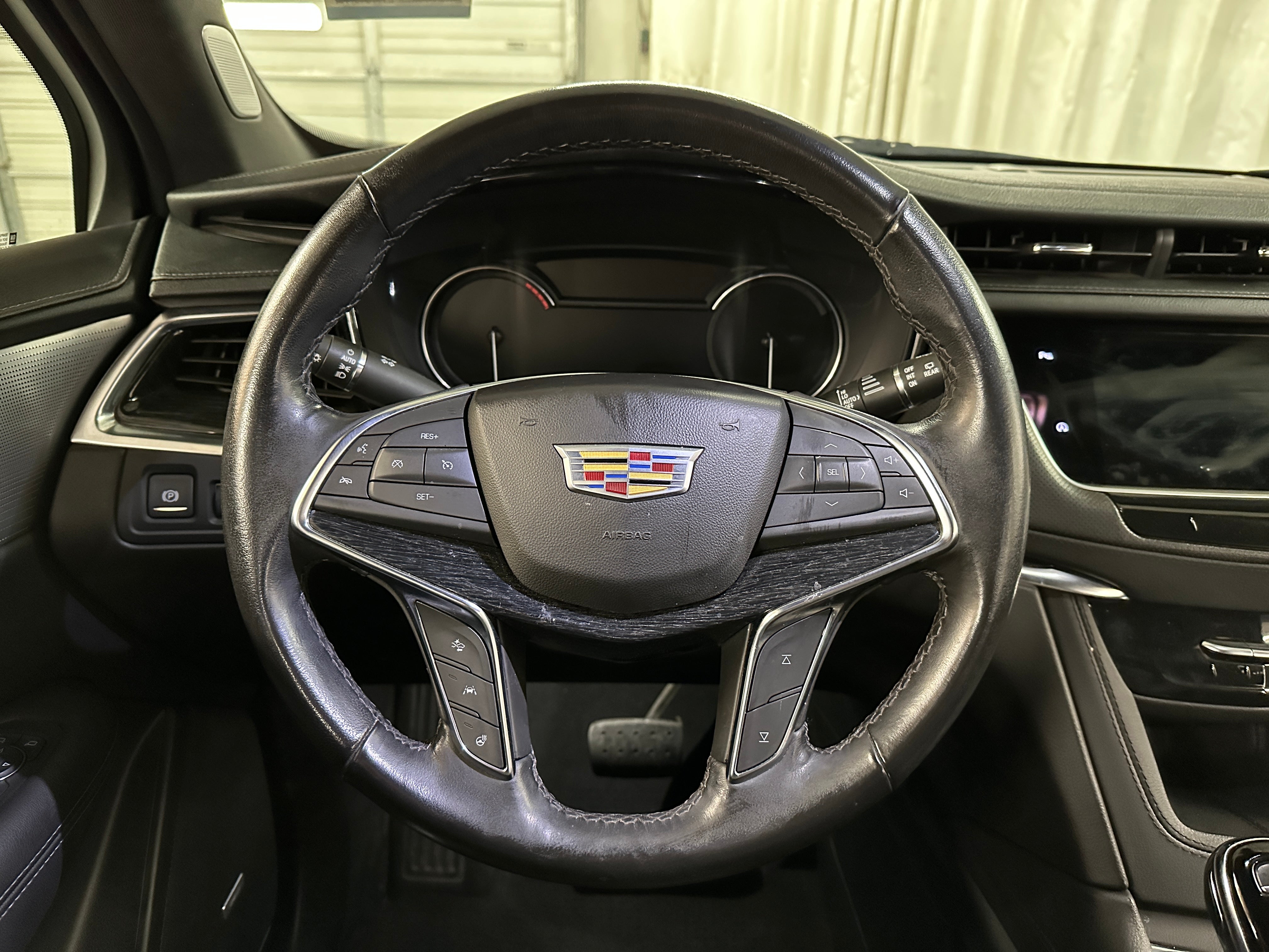 2023 Cadillac XT5 Premium Luxury 4