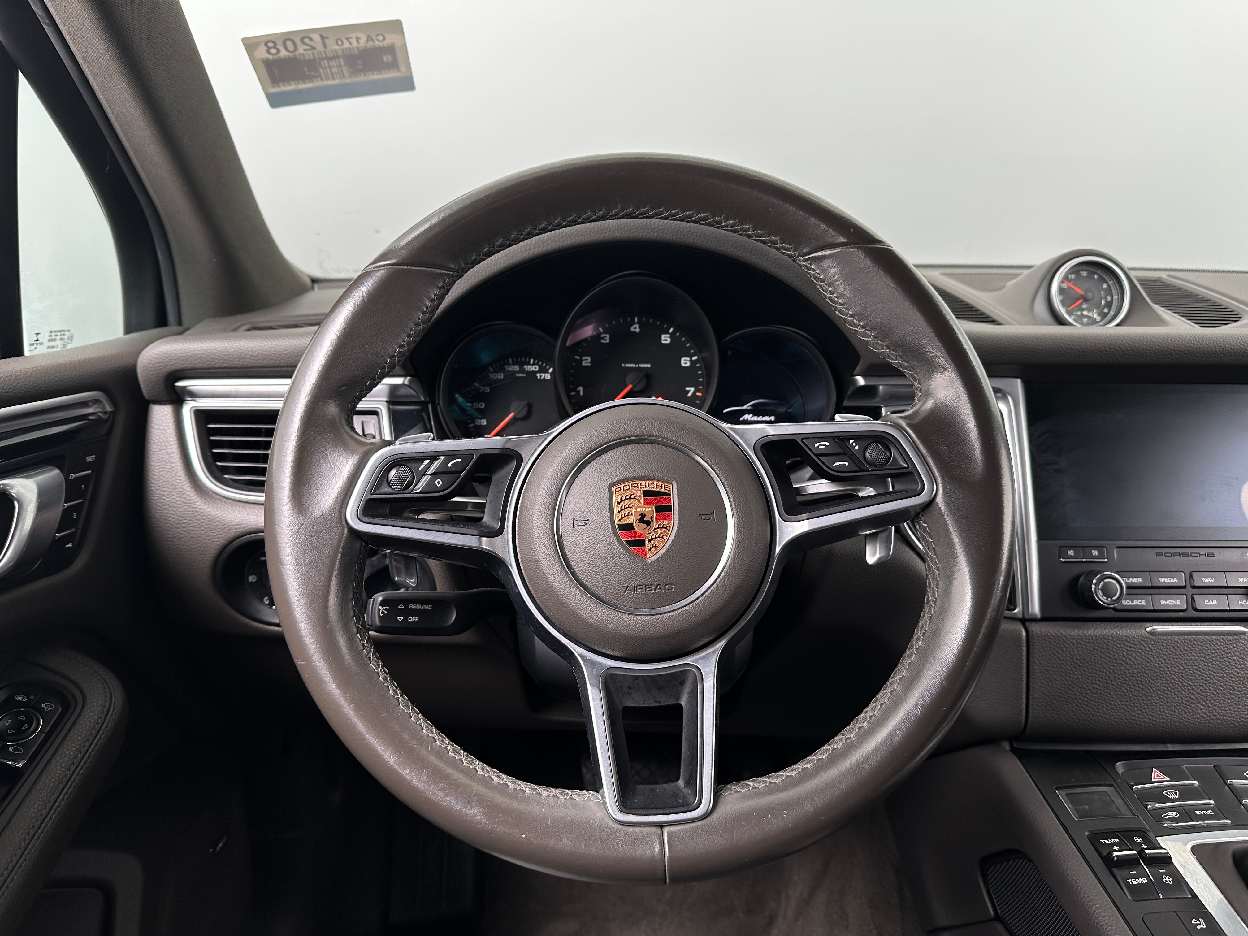 2018 Porsche Macan Base 5