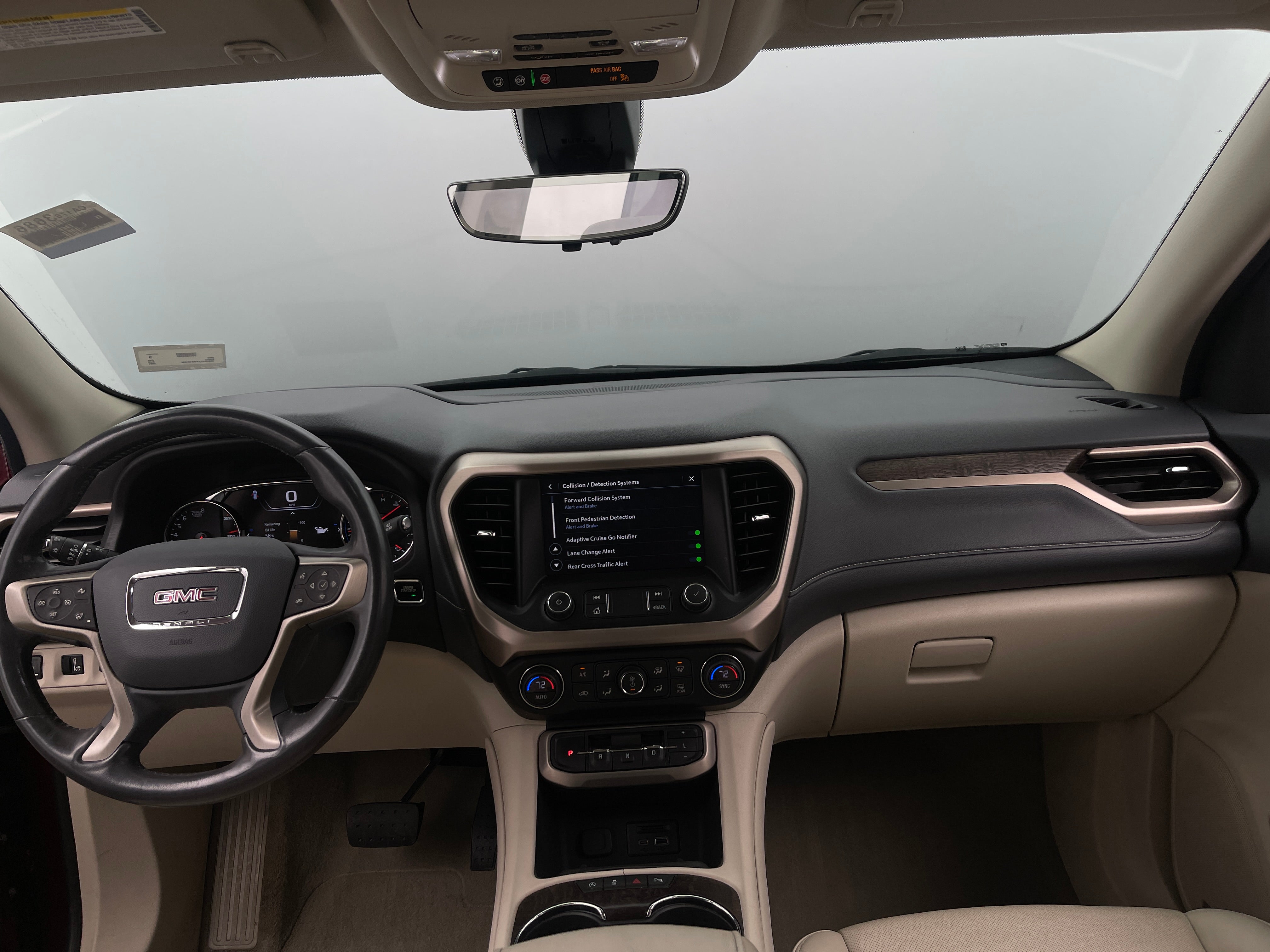 2021 GMC Acadia Denali 2