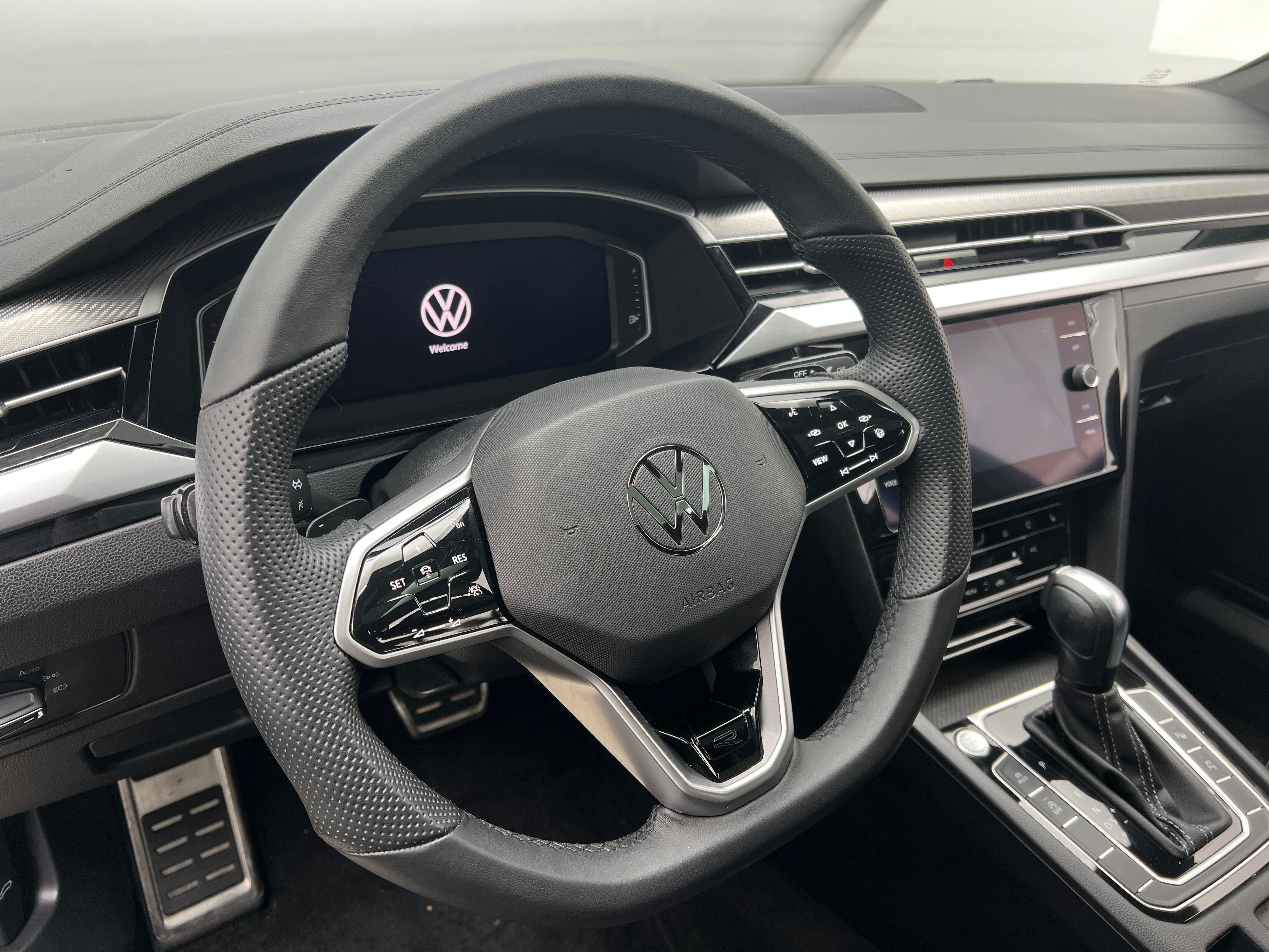 2021 Volkswagen Arteon SEL Premium R-Line 4