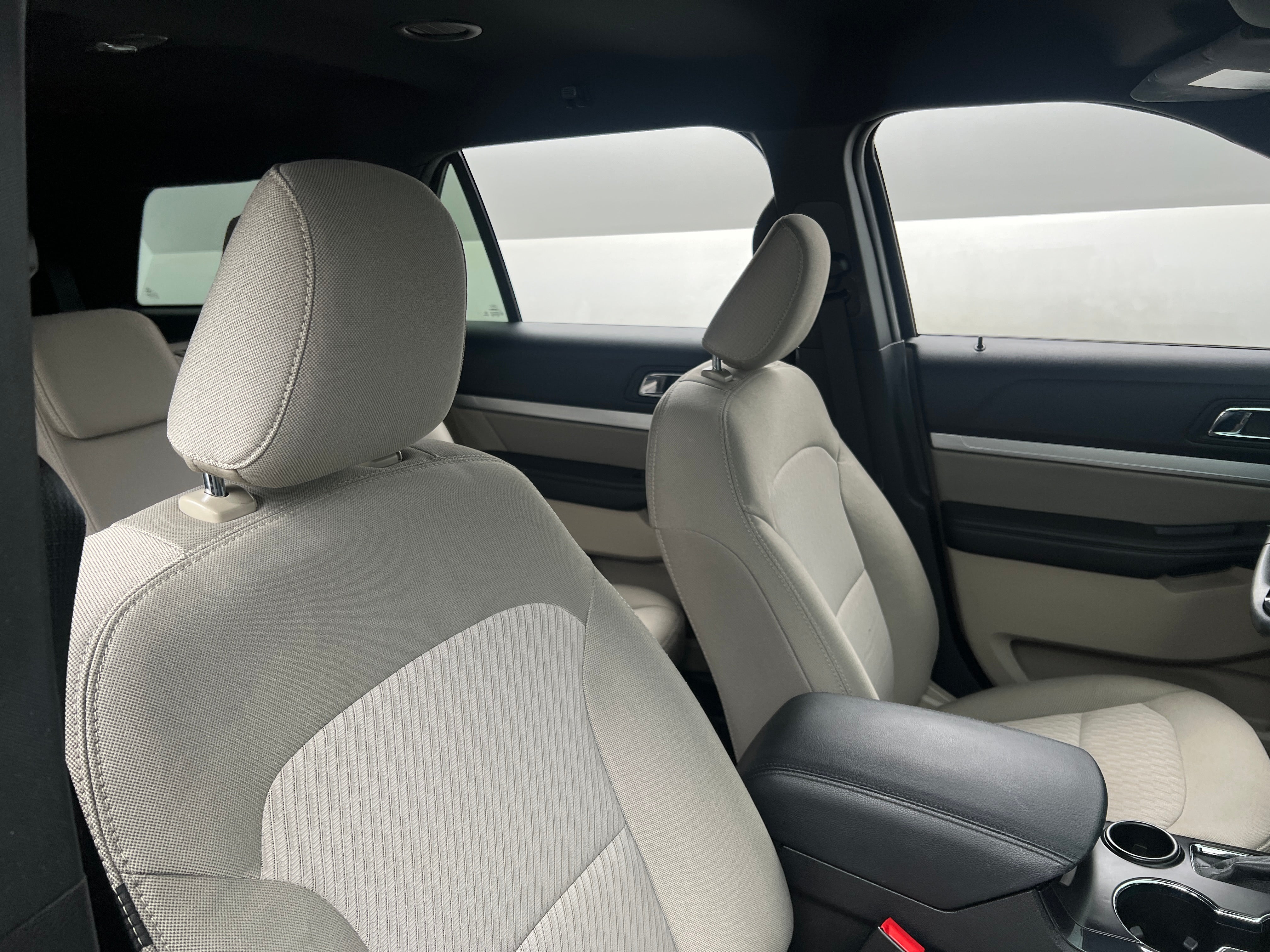 2019 Ford Explorer Base 2