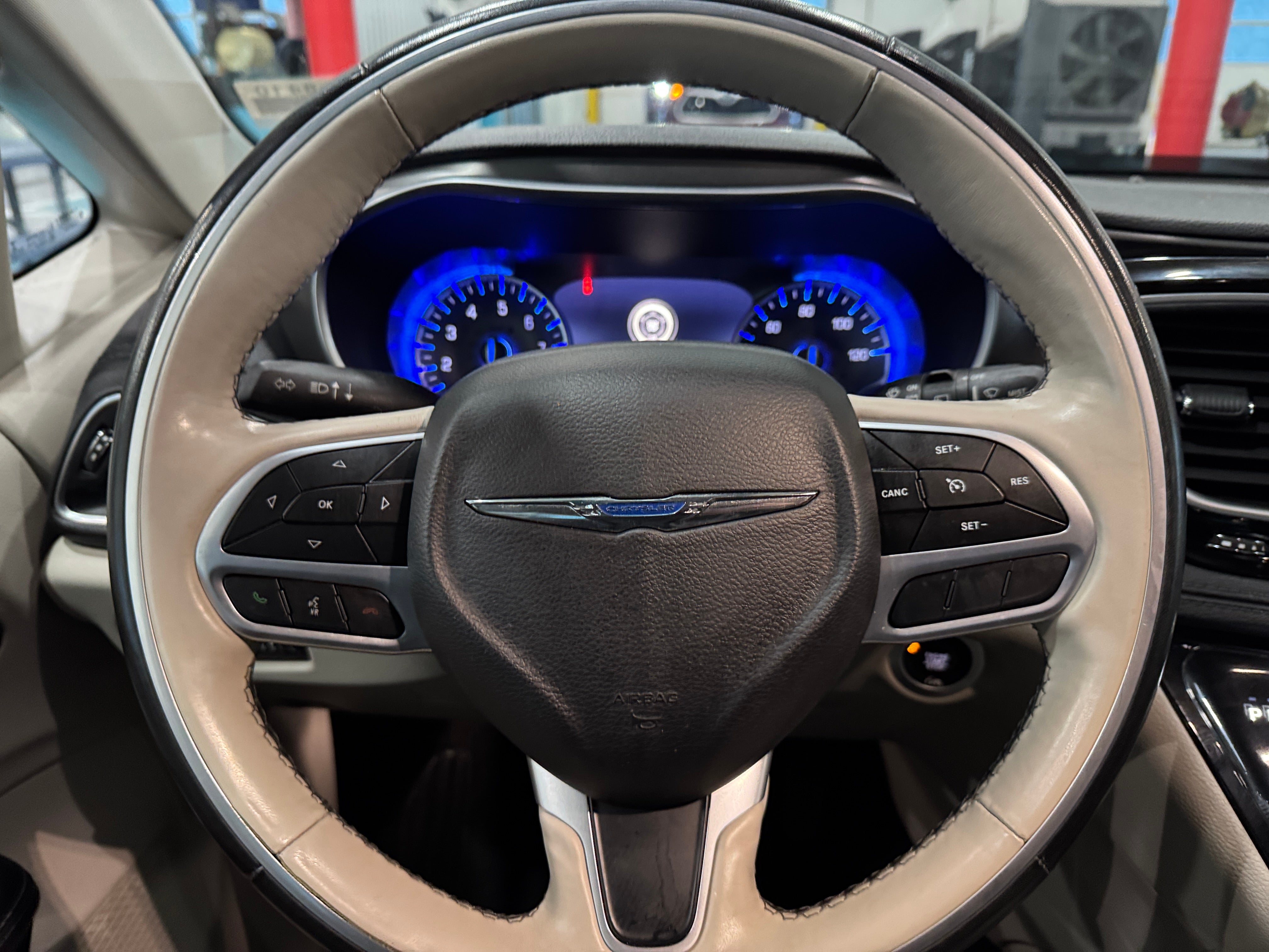 2019 Chrysler Pacifica Limited 4