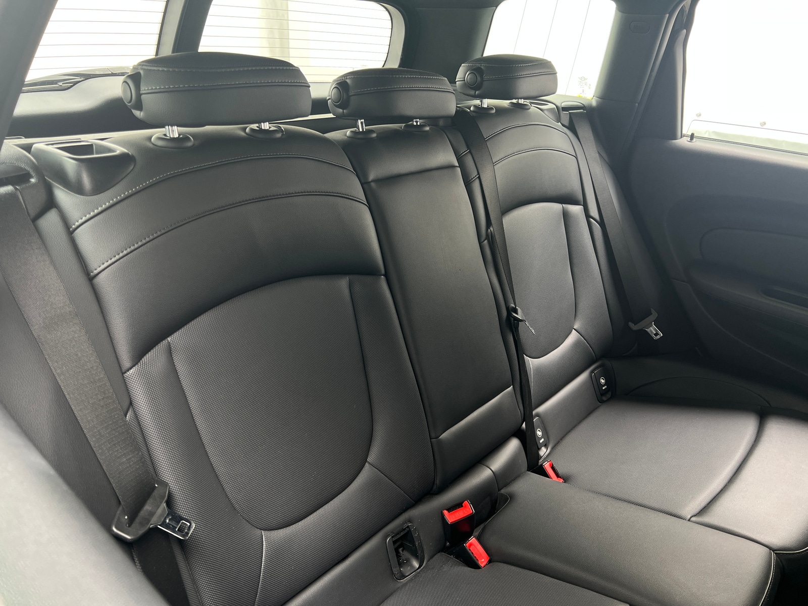 Thumbnail: 2020 MINI Cooper Clubman - 6