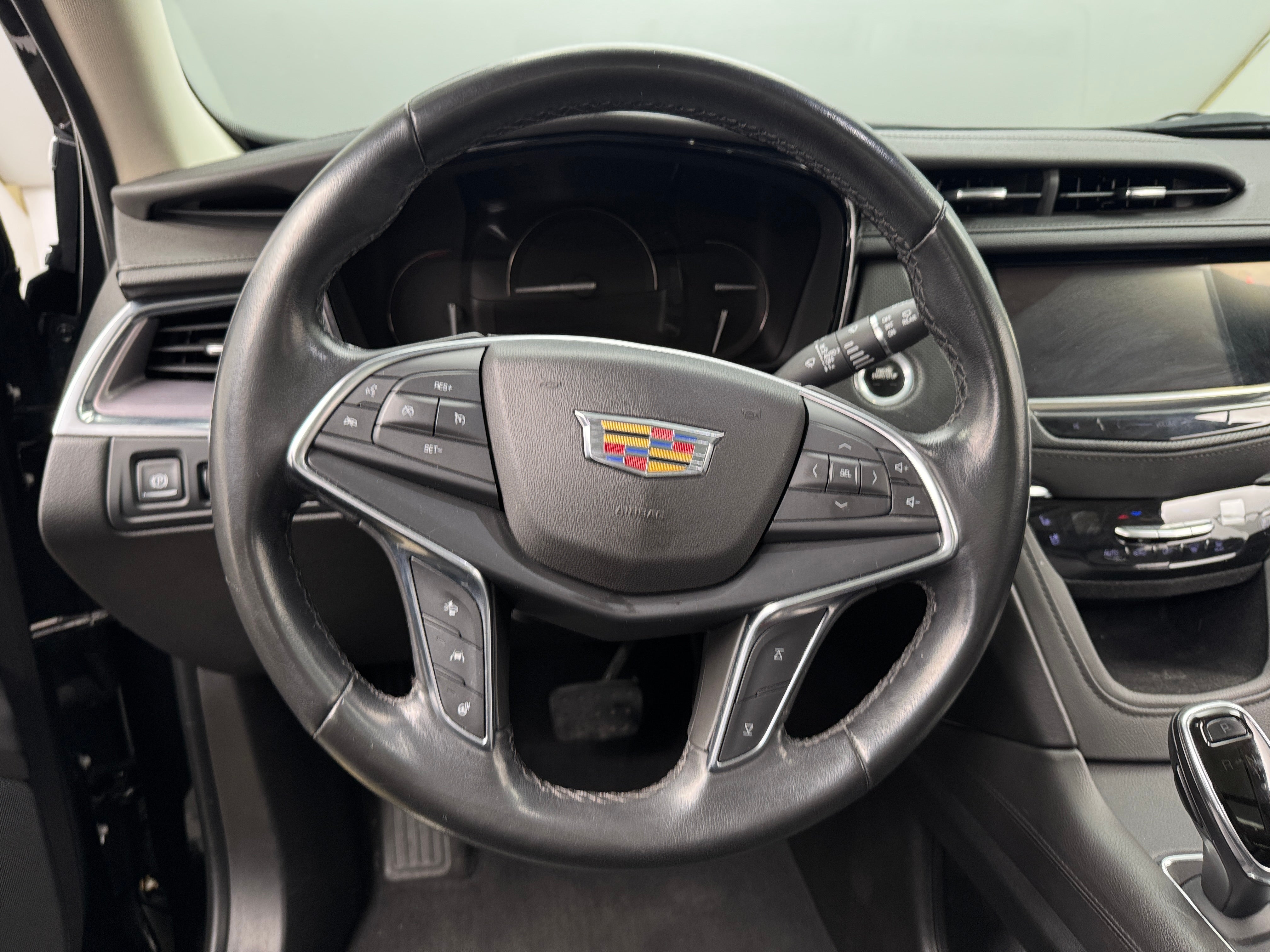 2019 Cadillac XT5 Premium Luxury 4