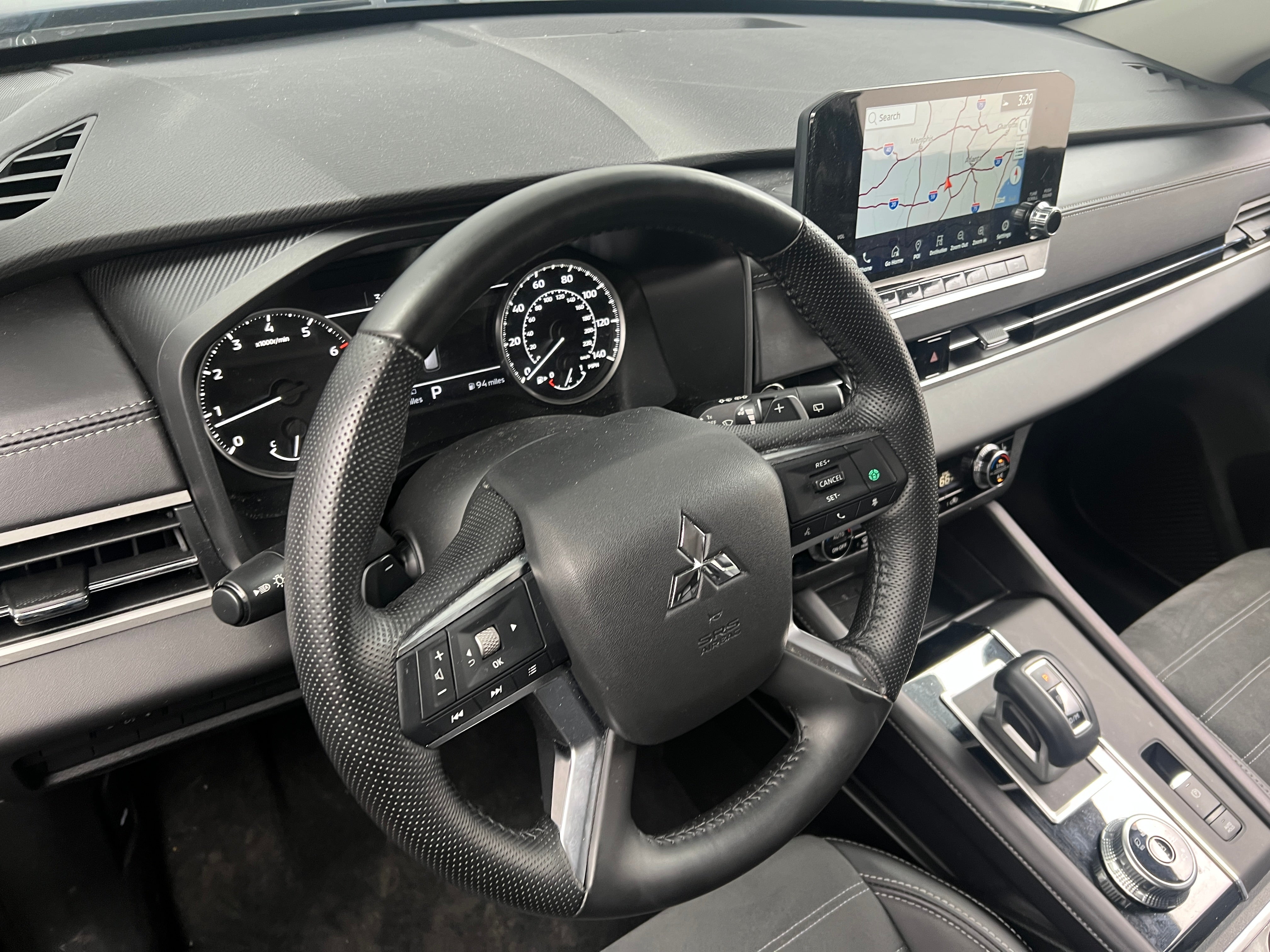 2024 Mitsubishi Outlander SE 2