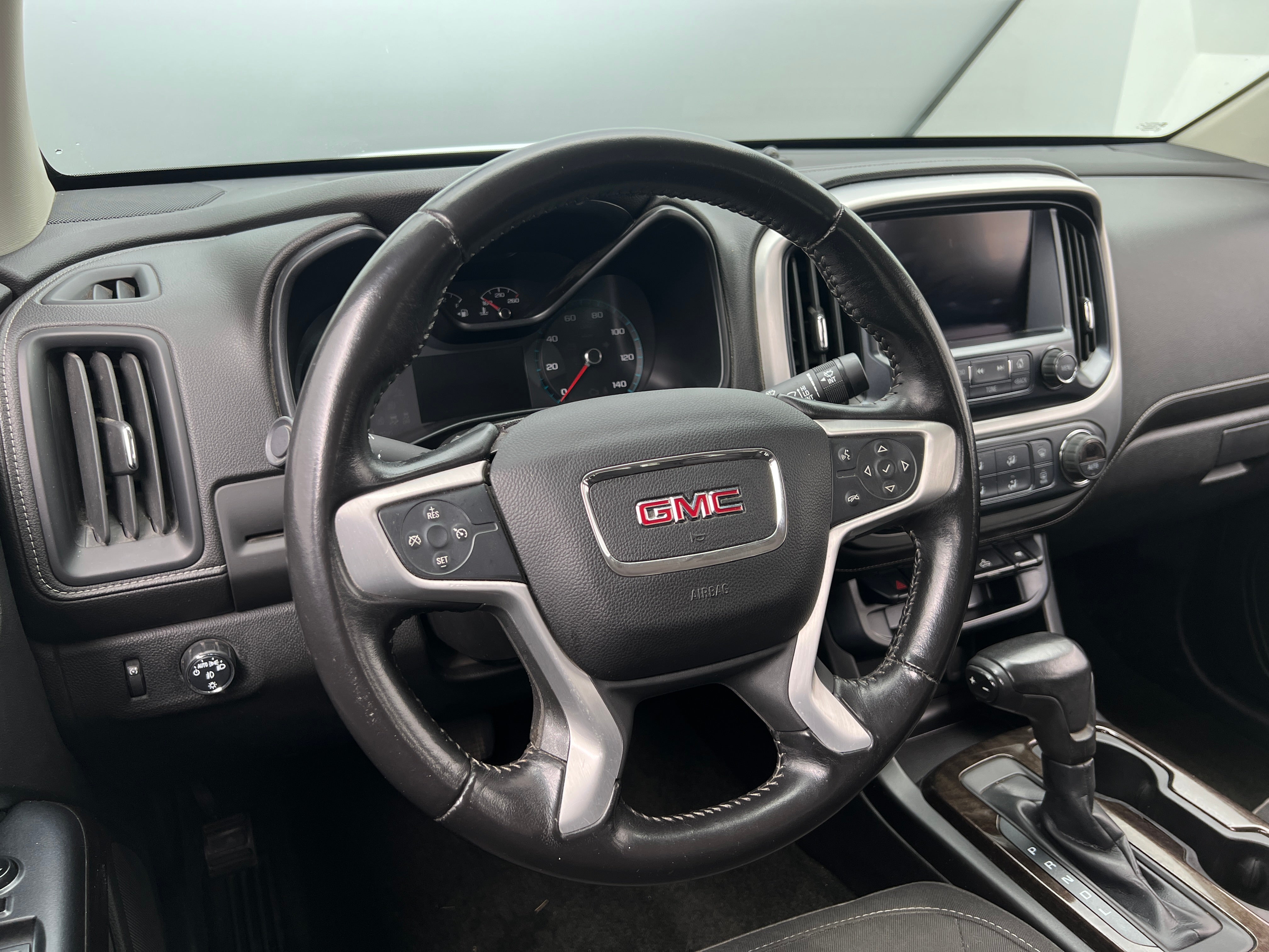 2017 GMC Canyon SLE 5