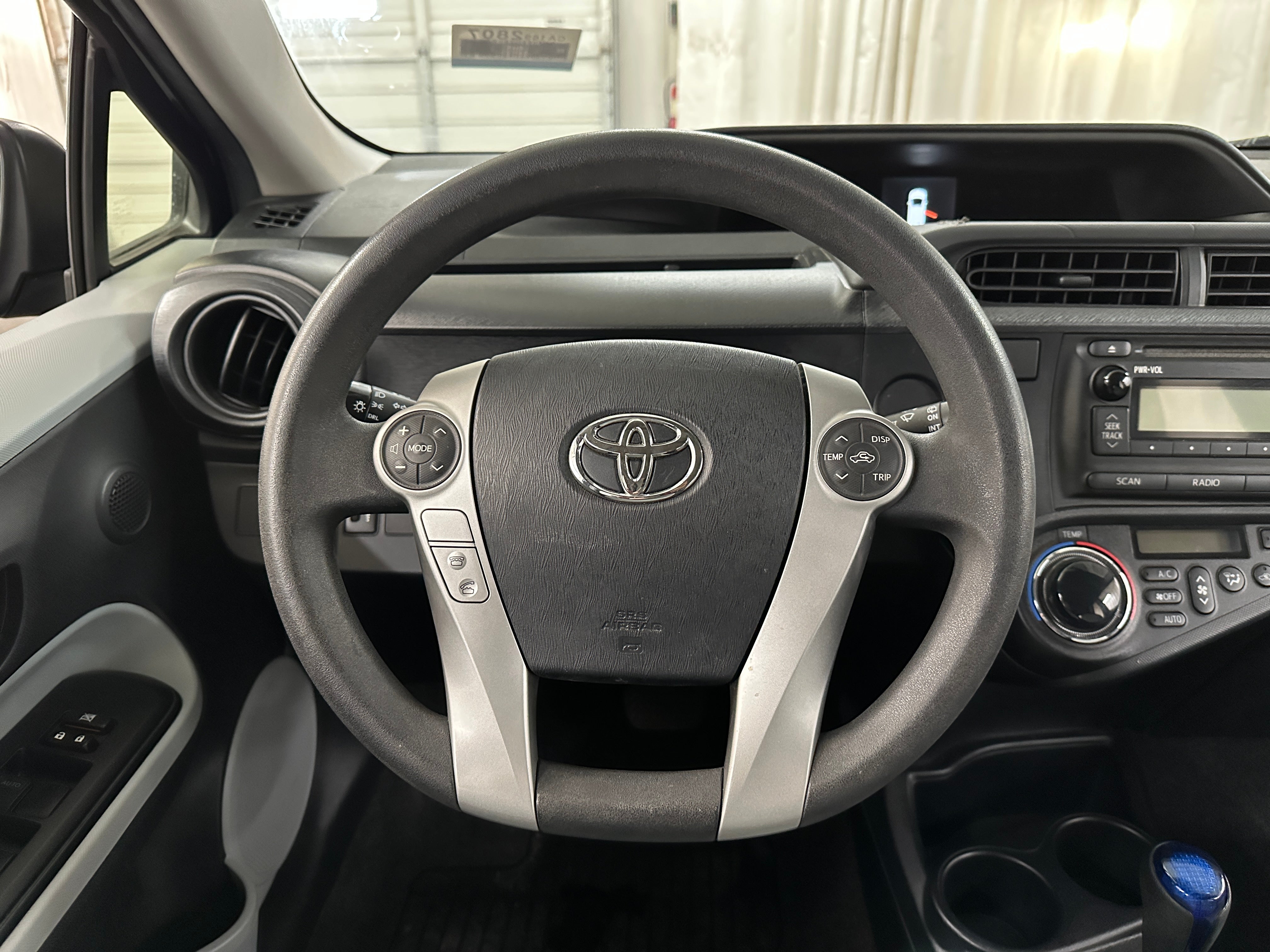 2013 Toyota Prius c One 5