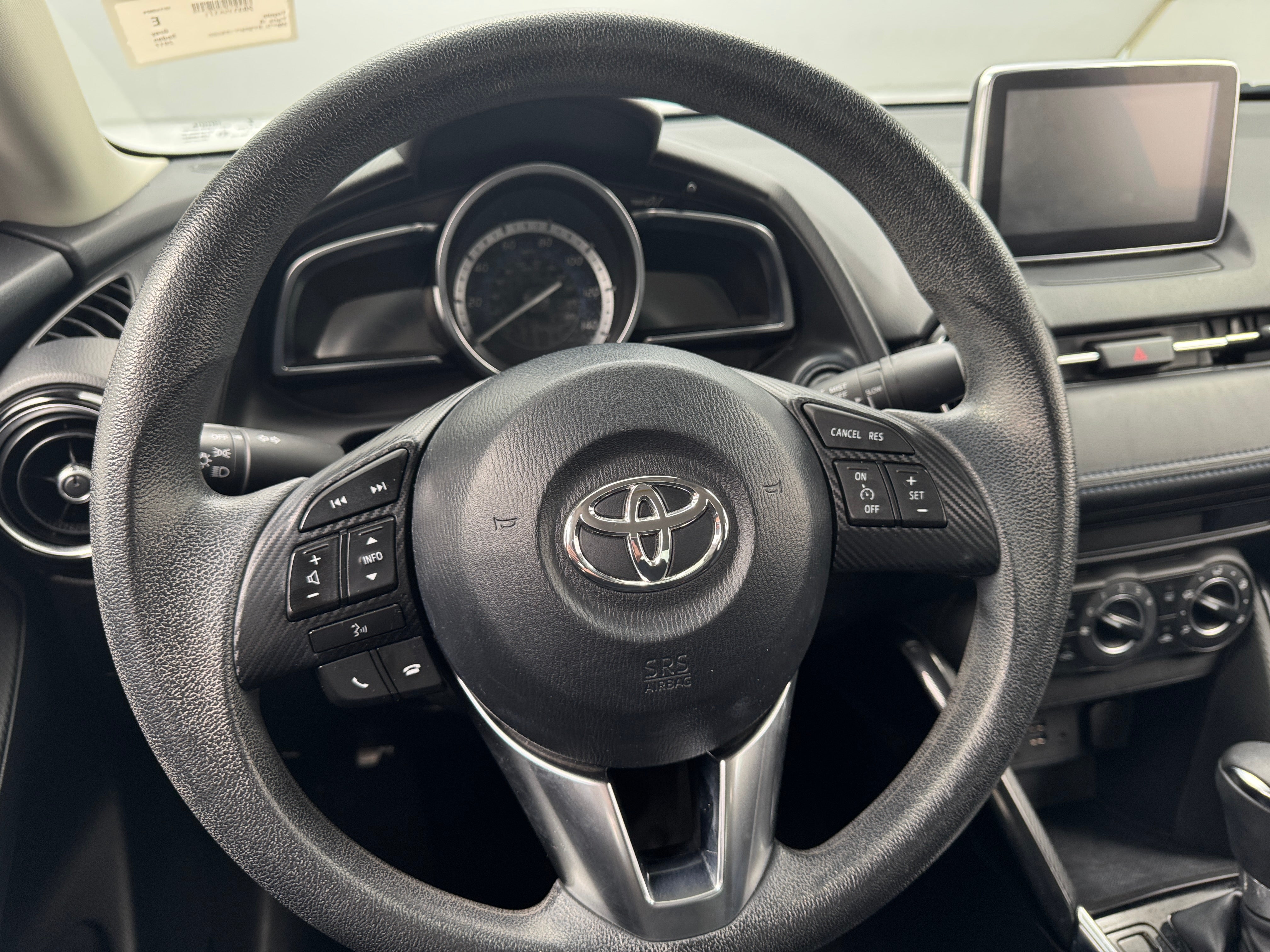 2017 Toyota Yaris iA Base 5