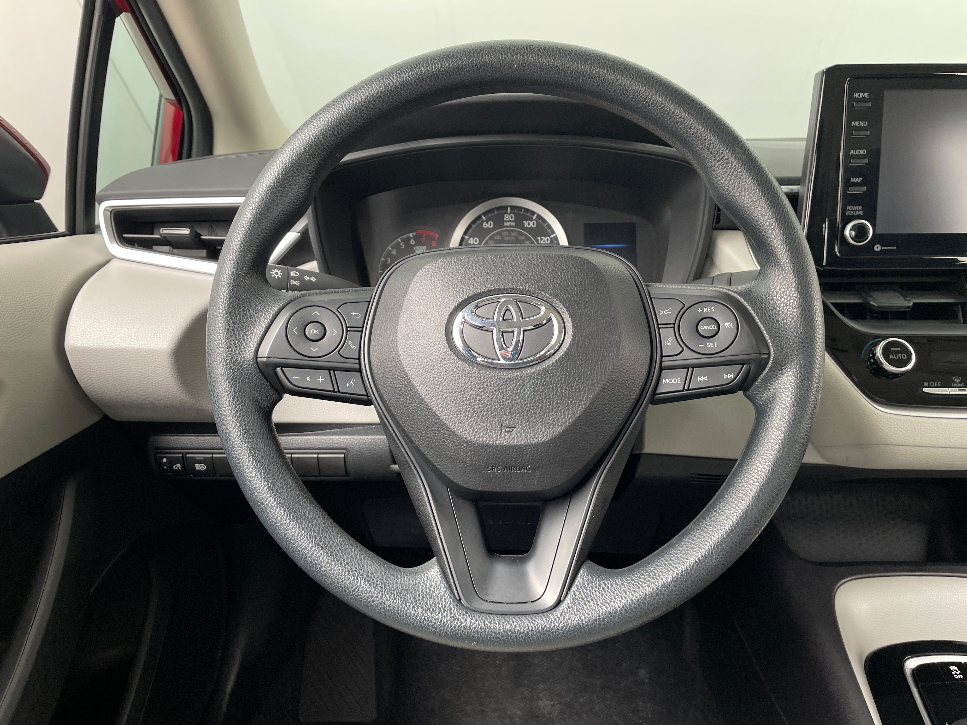 2022 Toyota Corolla LE 5