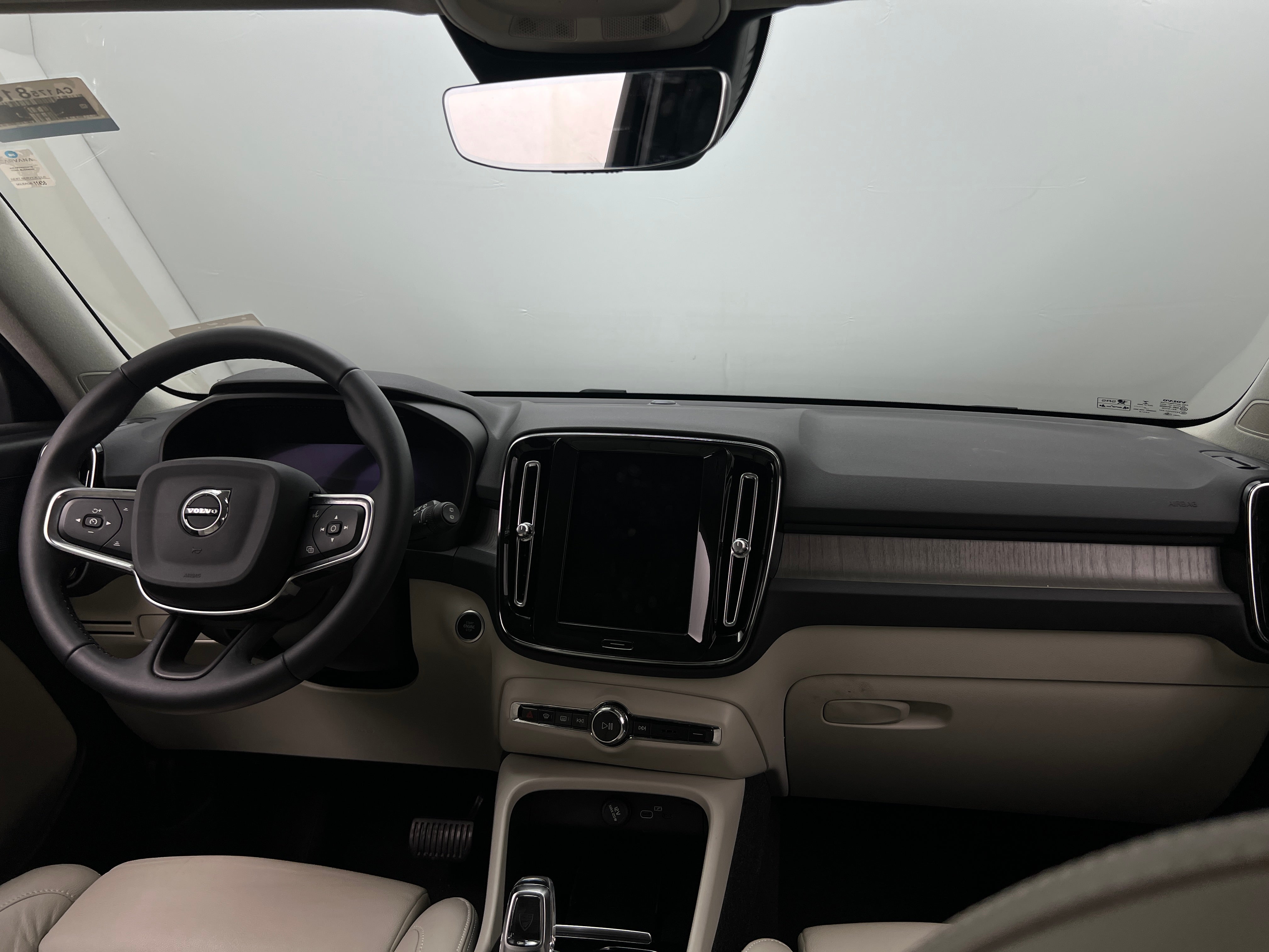 2023 Volvo XC40 B5 Plus 3