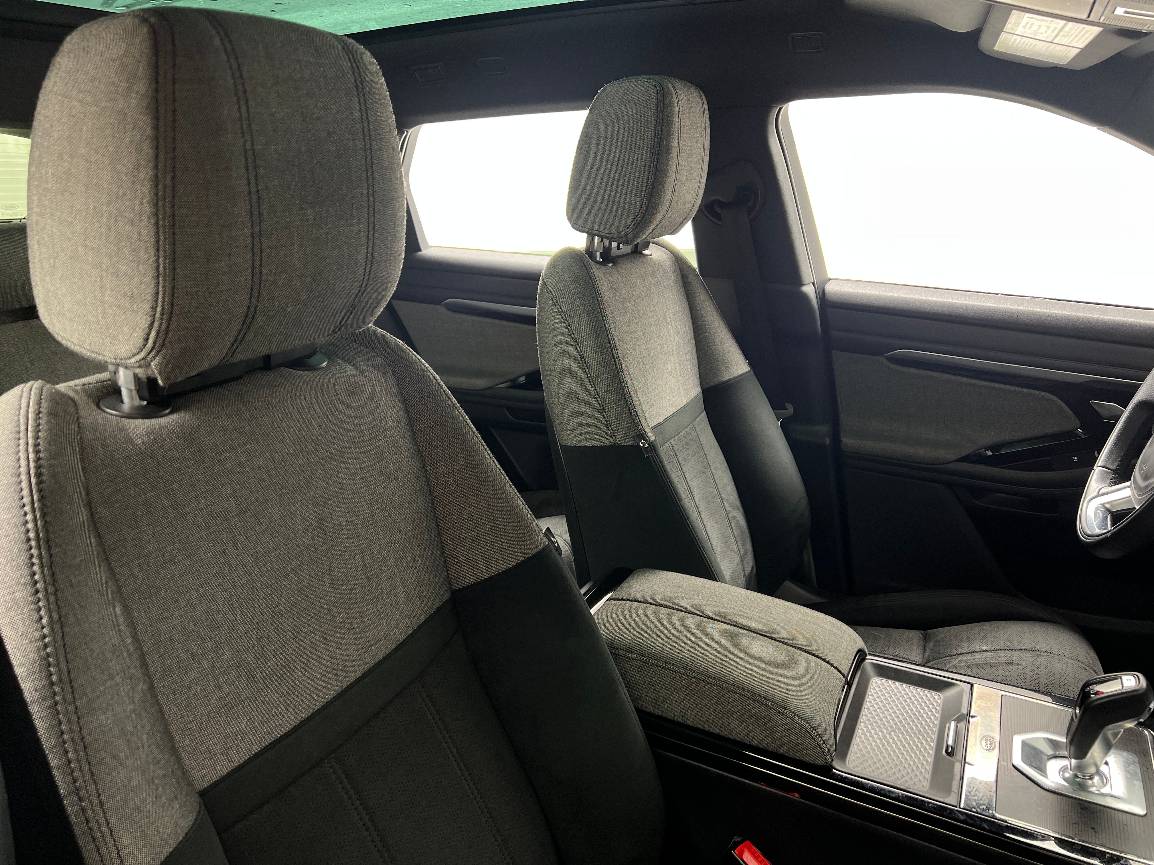 2020 Land Rover Range Rover Evoque R-Dynamic HSE 2