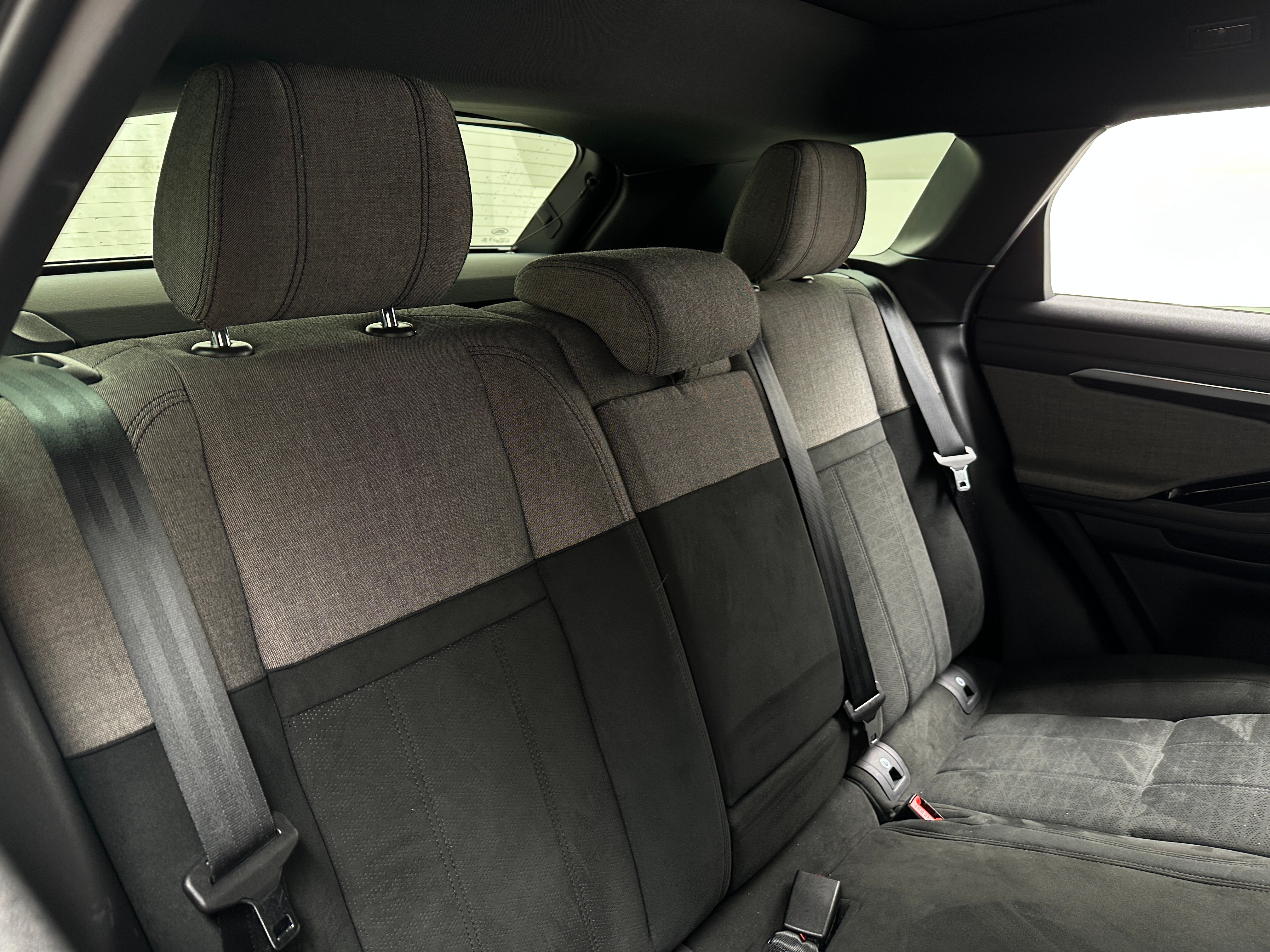 2020 Land Rover Range Rover Evoque R-Dynamic HSE 6