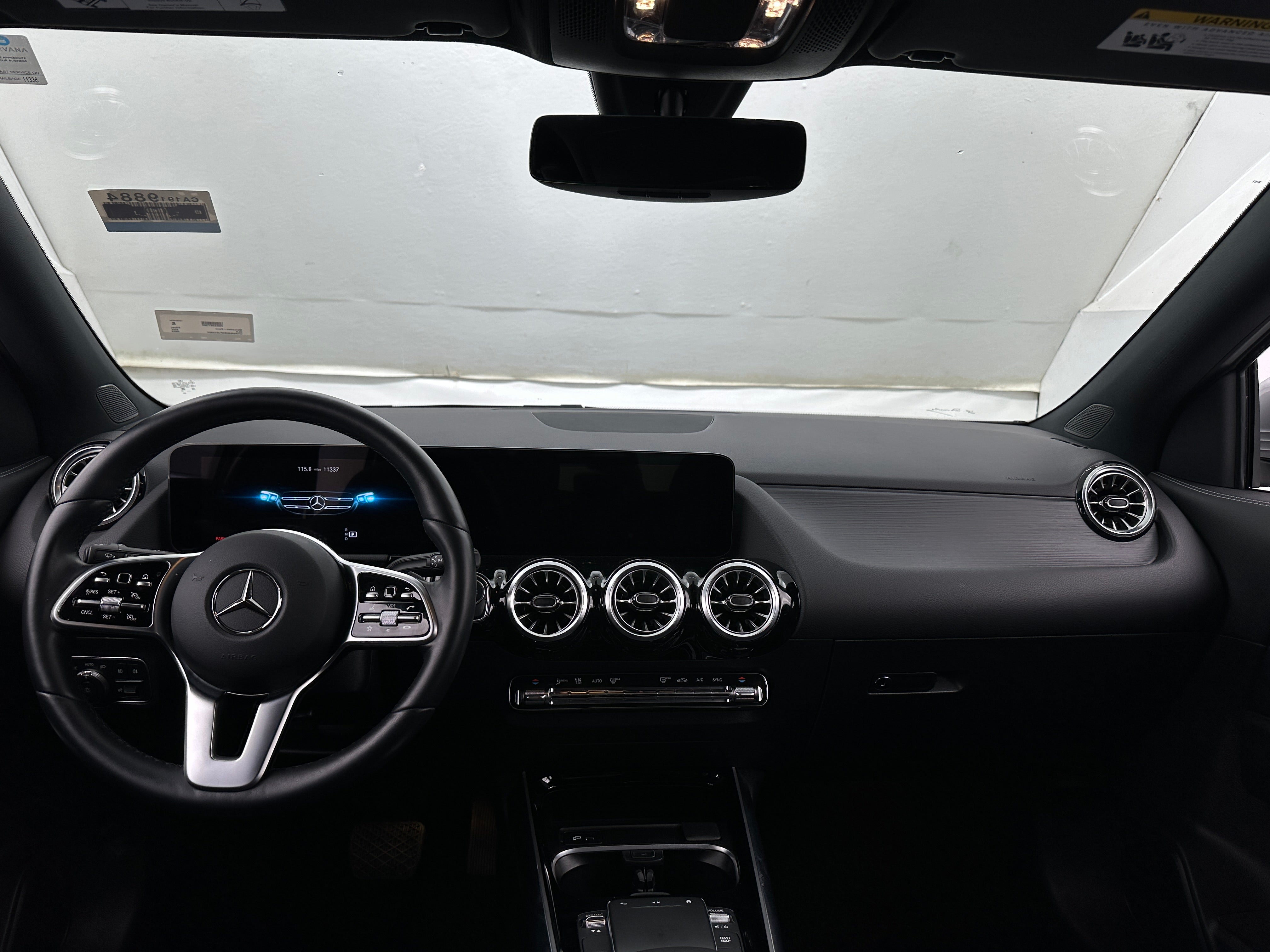 2023 Mercedes-Benz GLA 250 4MATIC 3