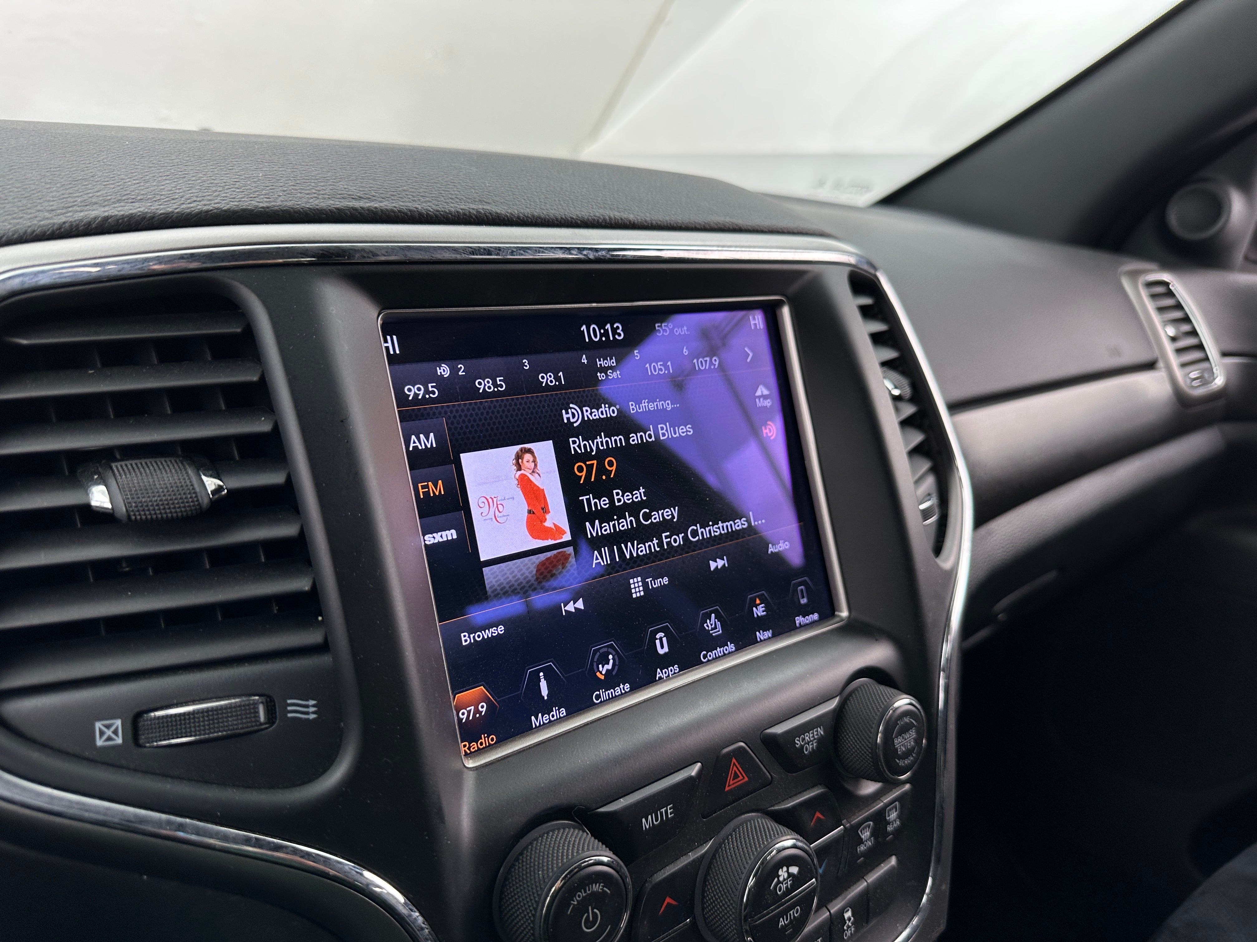 2018 Jeep Grand Cherokee Altitude 3