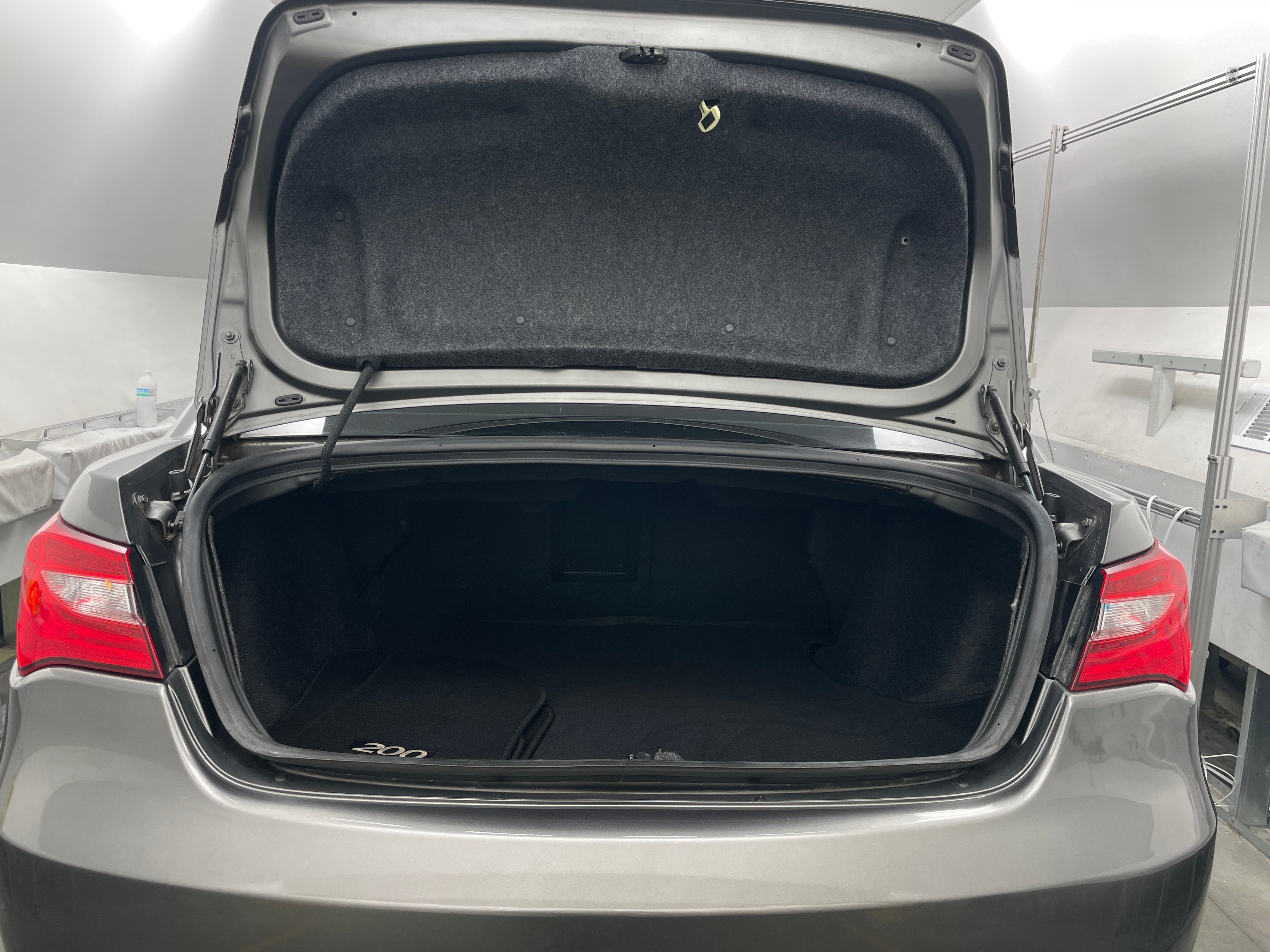 2013 Chrysler 200 Limited 7