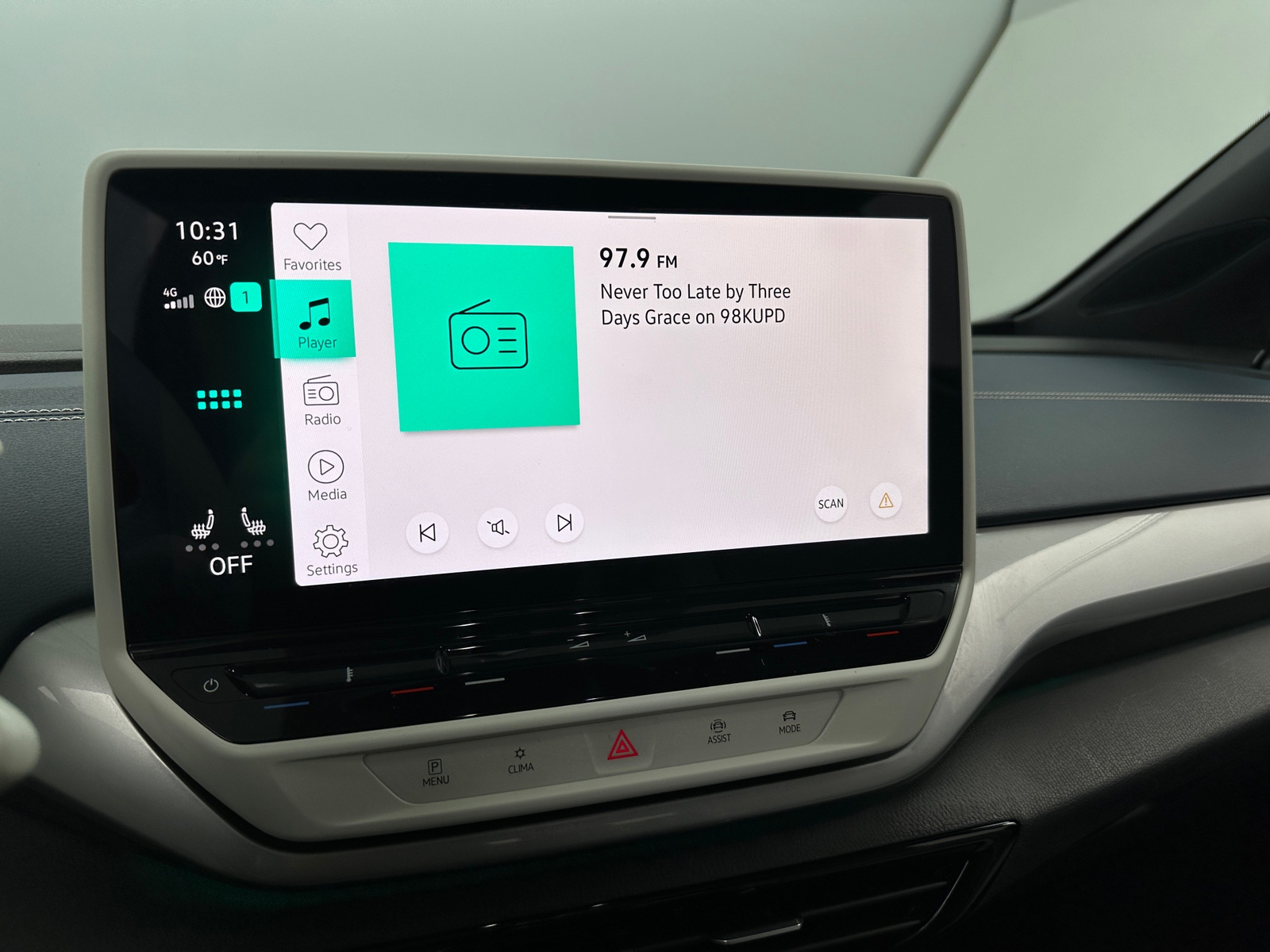 Thumbnail: 2023 Volkswagen ID.4 - 4