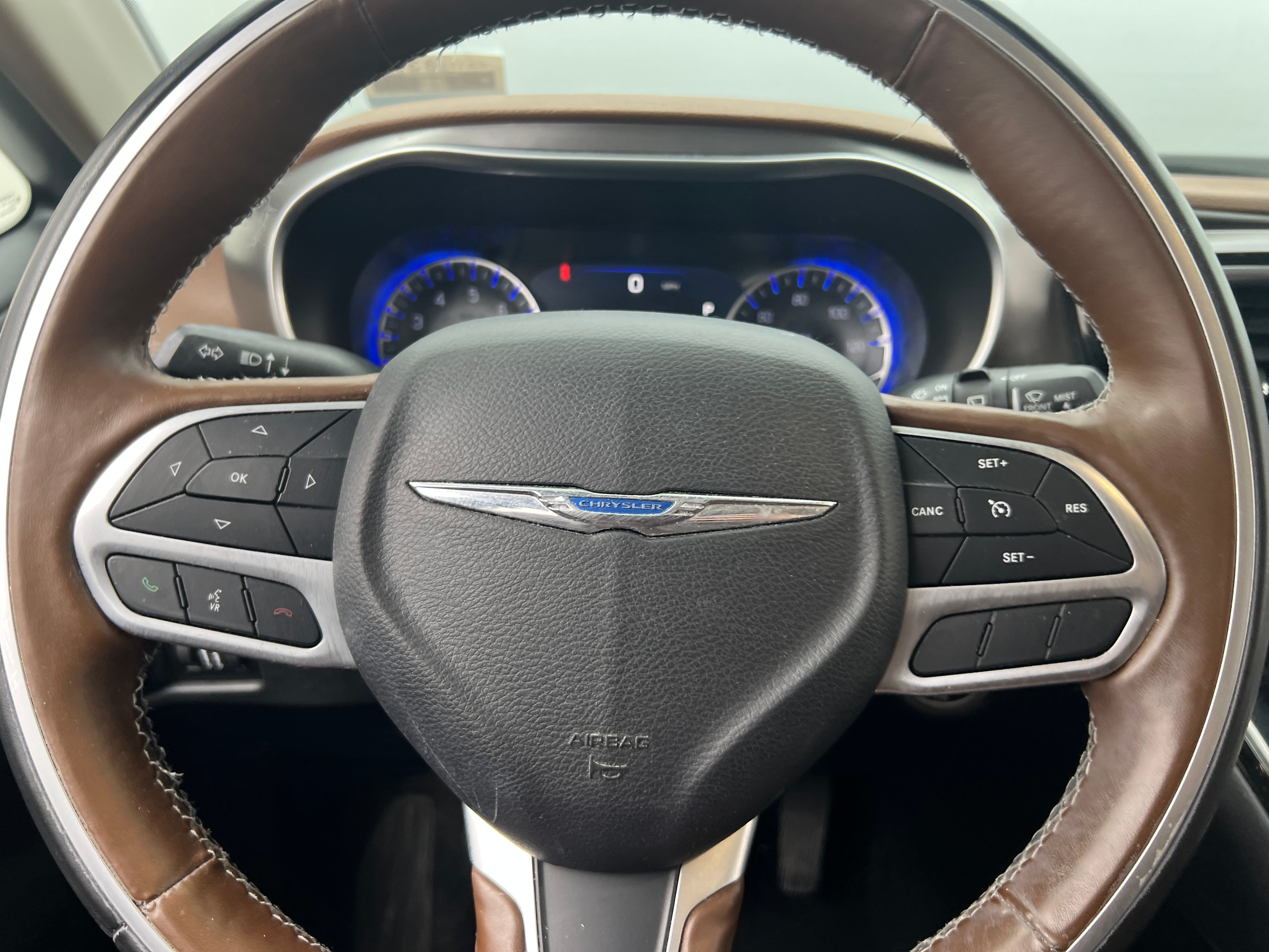 2019 Chrysler Pacifica Limited 4