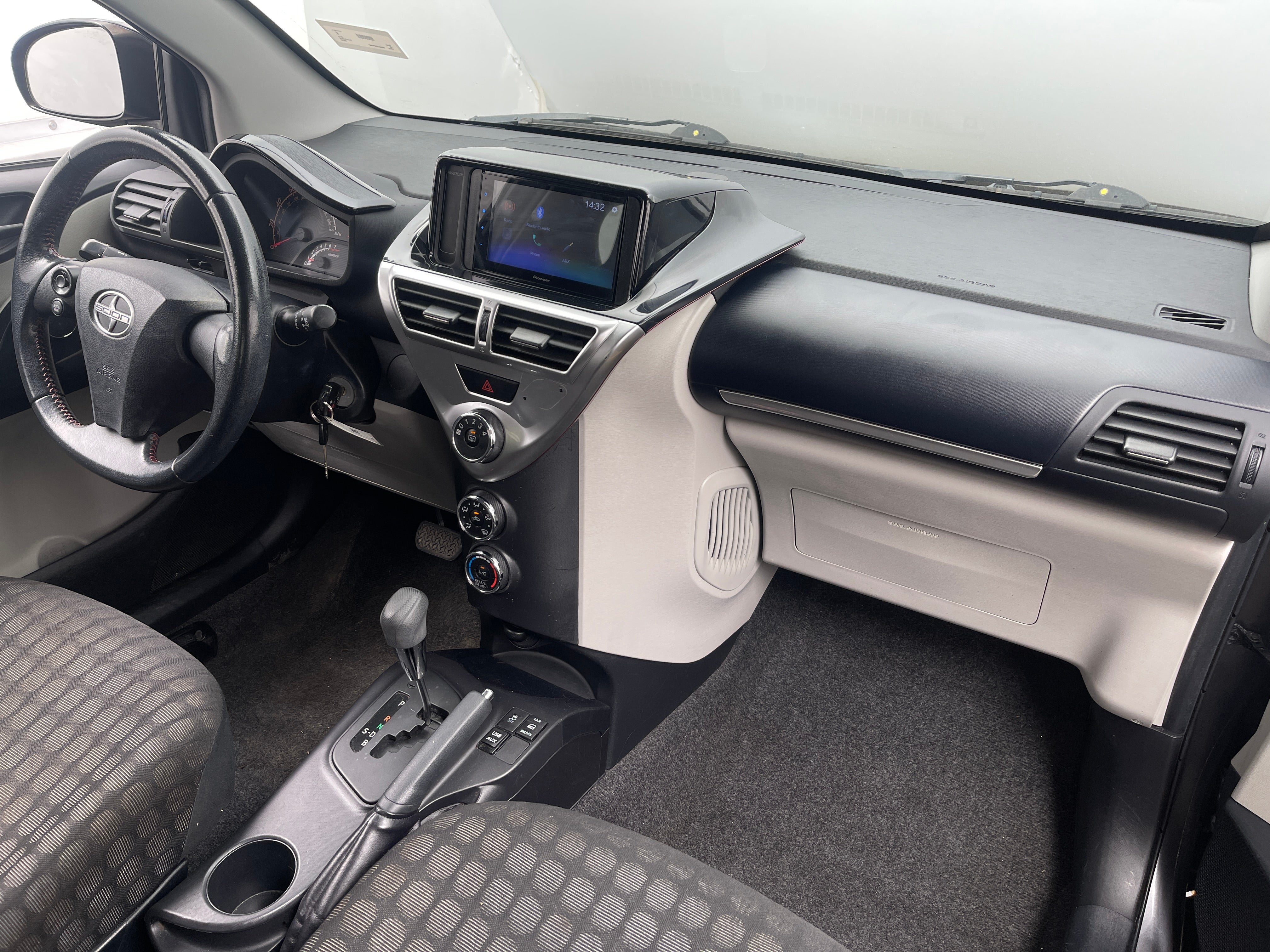 2013 Scion iQ Base 3