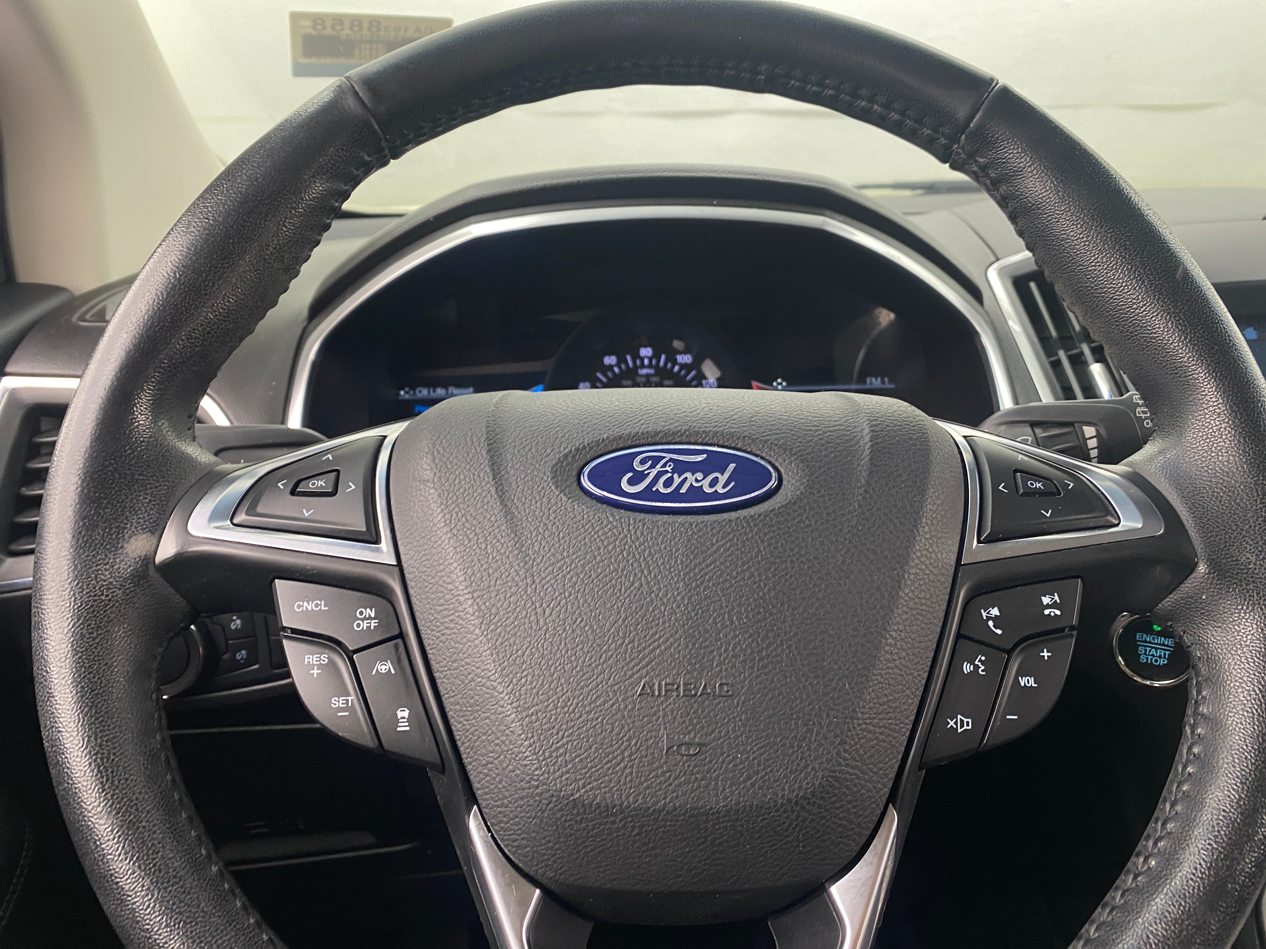 2019 Ford Edge Titanium 4