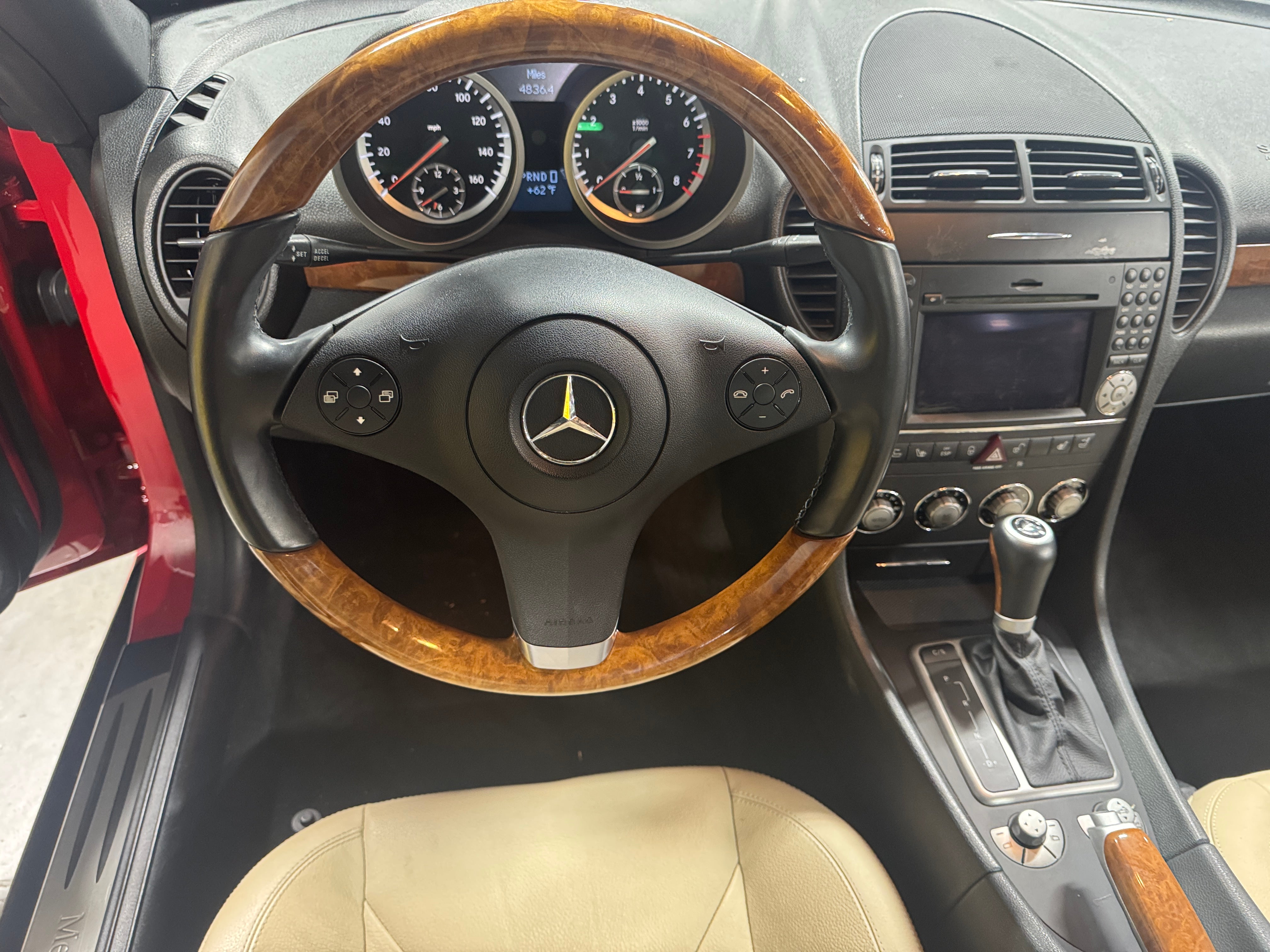 2011 Mercedes-Benz SLK 300 5