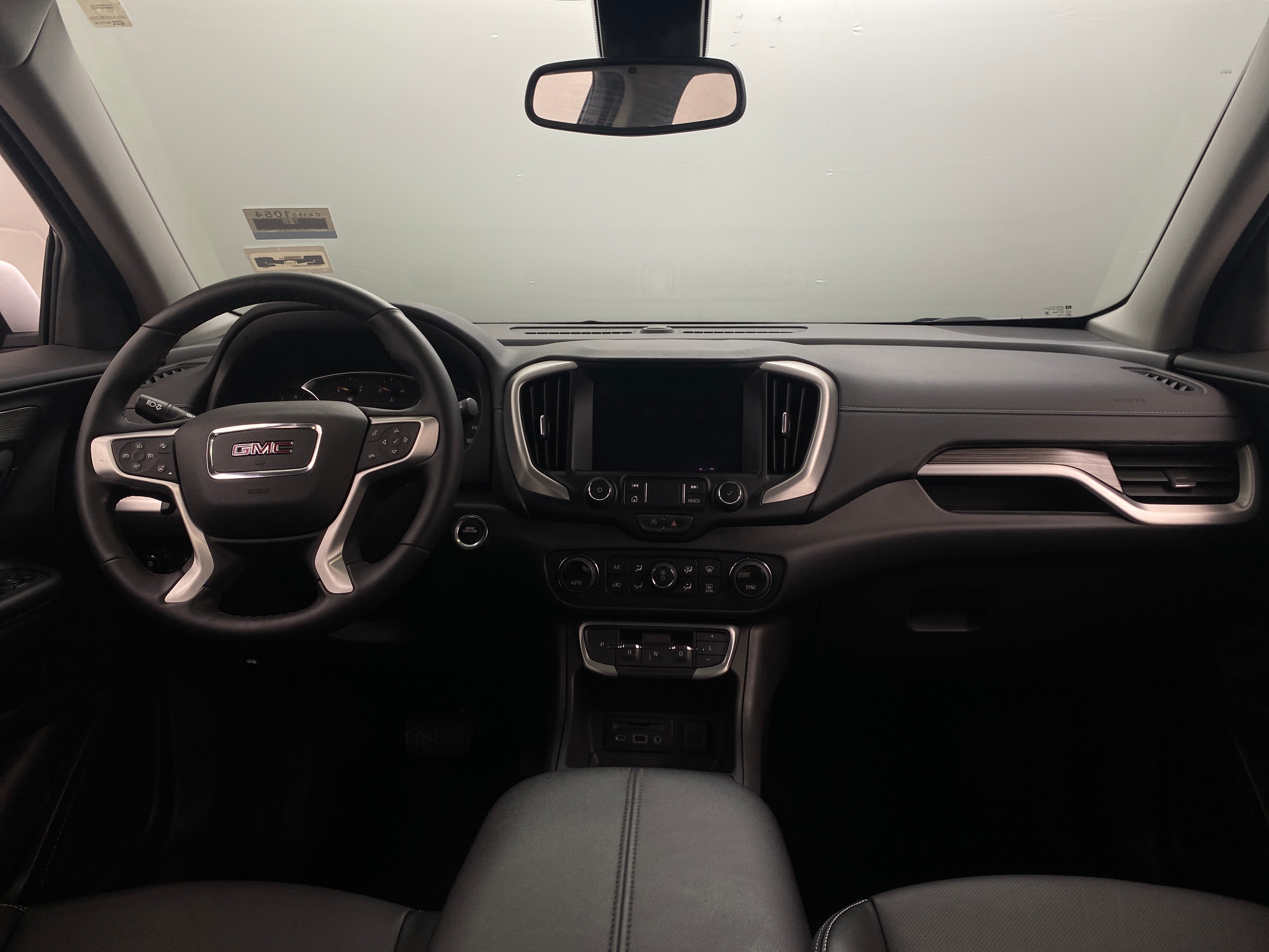 2024 GMC Terrain SLT 2