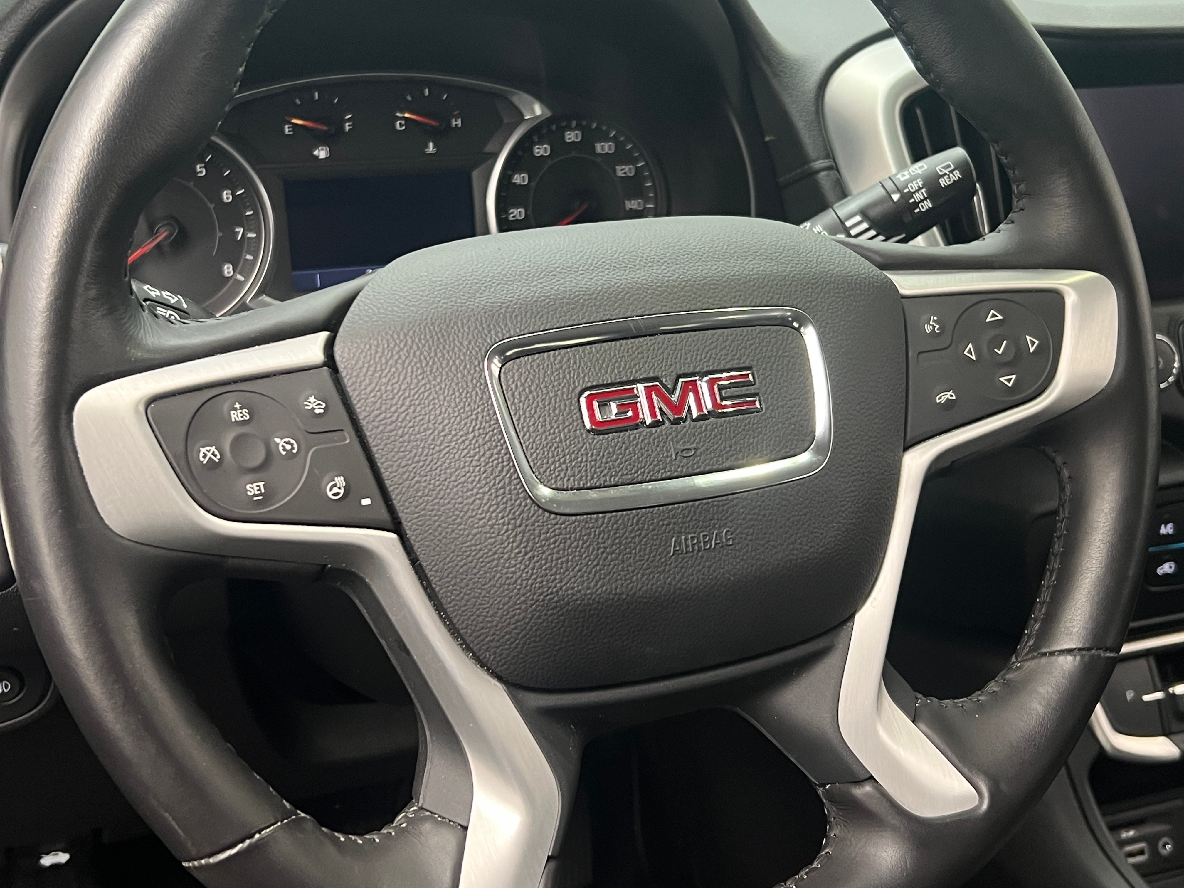 2022 GMC Terrain SLT 4