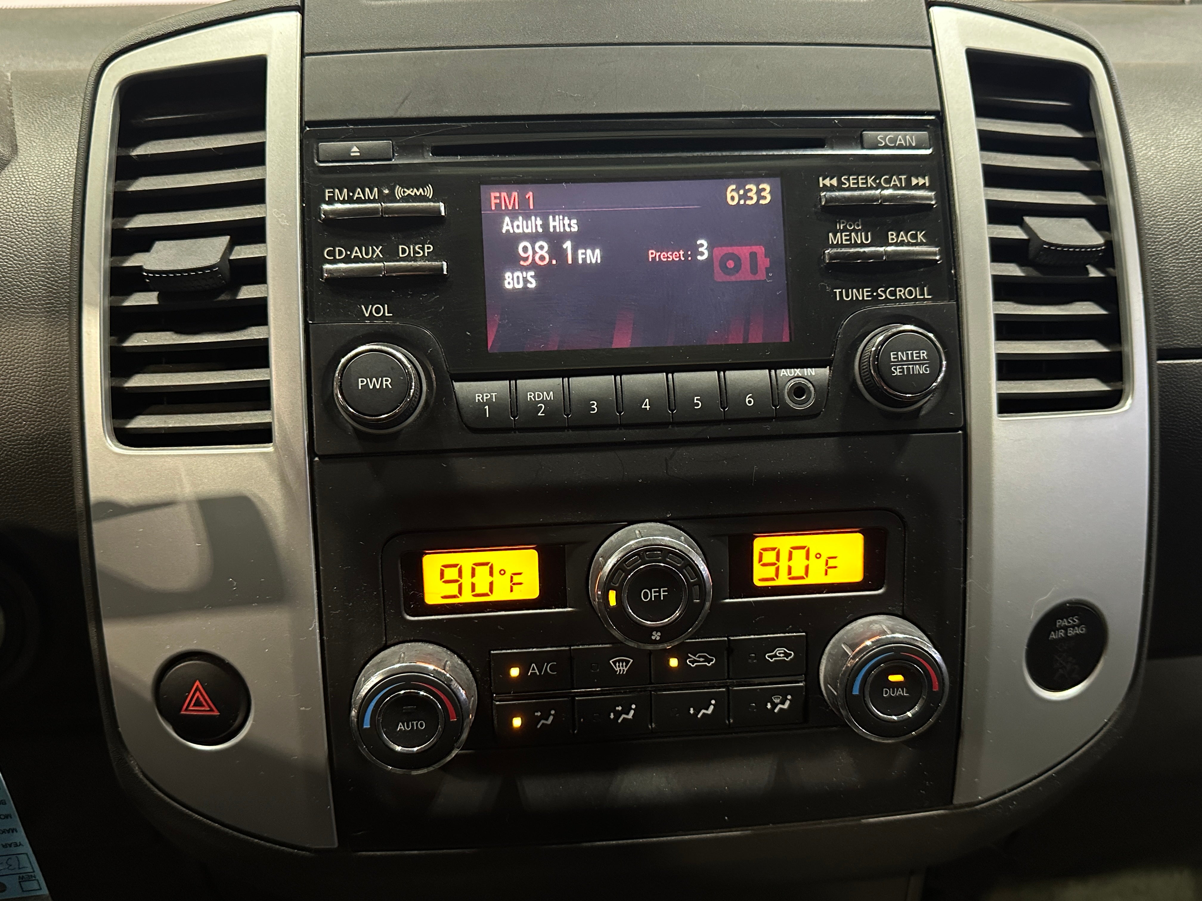 2013 Nissan Frontier SV 4