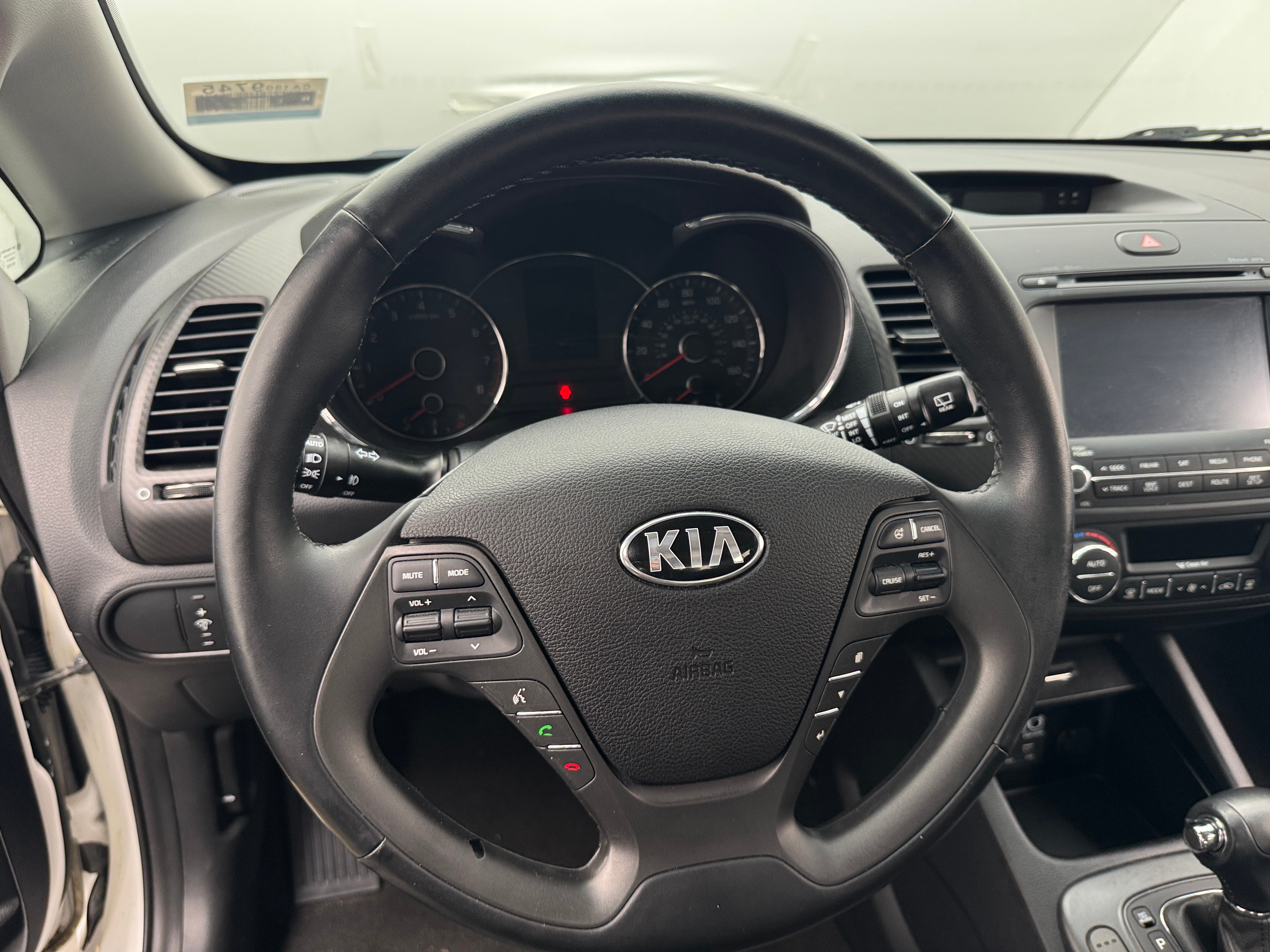 2016 Kia Forte EX 4