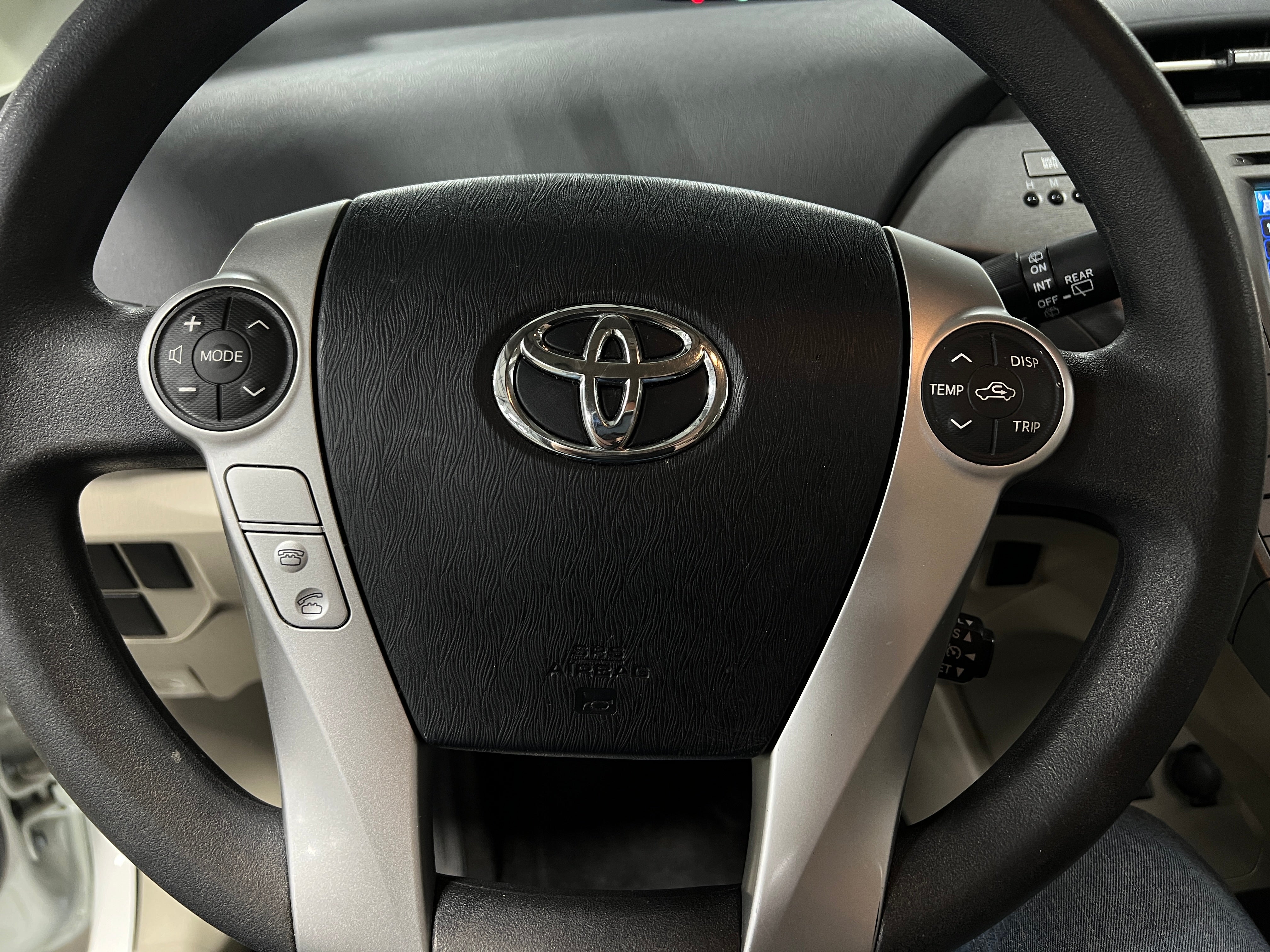 2015 Toyota Prius Two 5