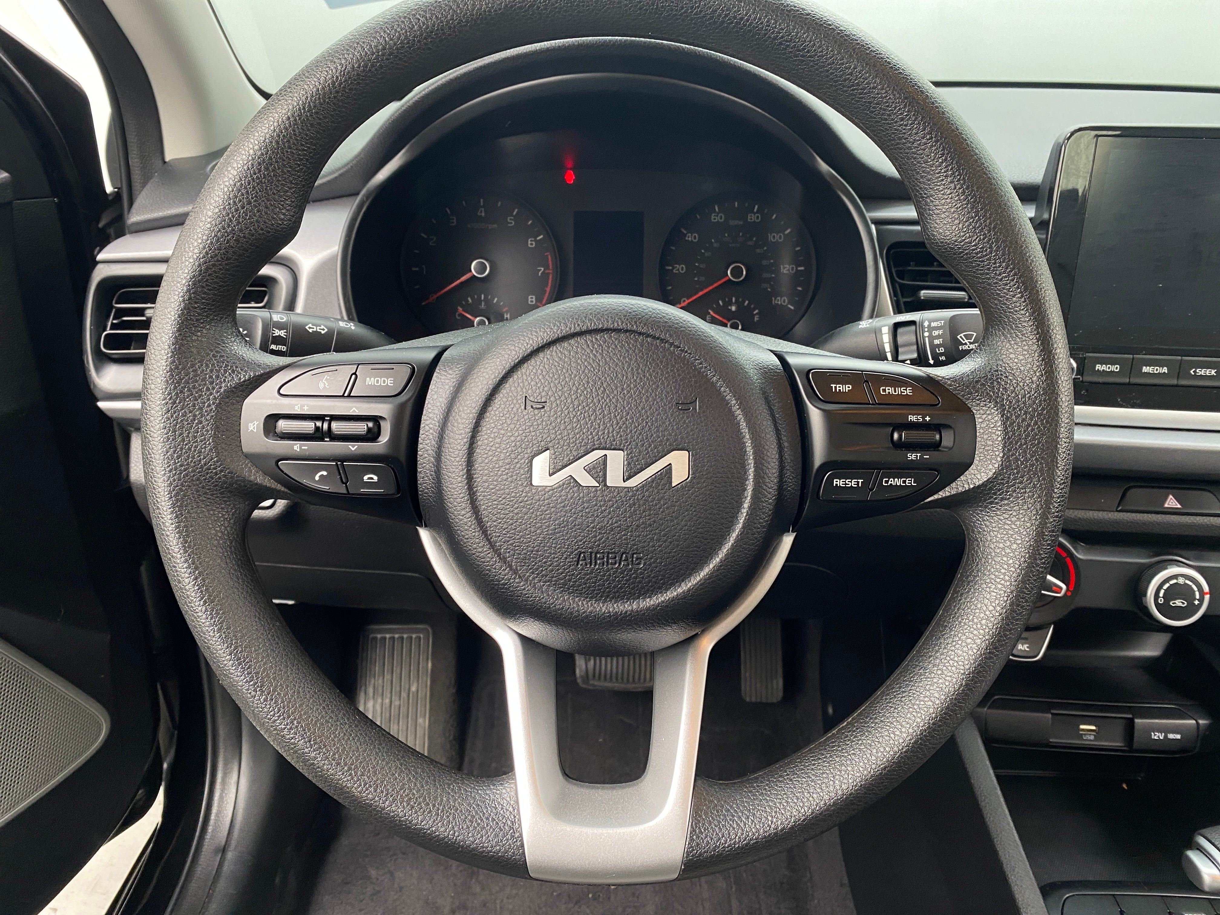 2023 Kia Rio S 5