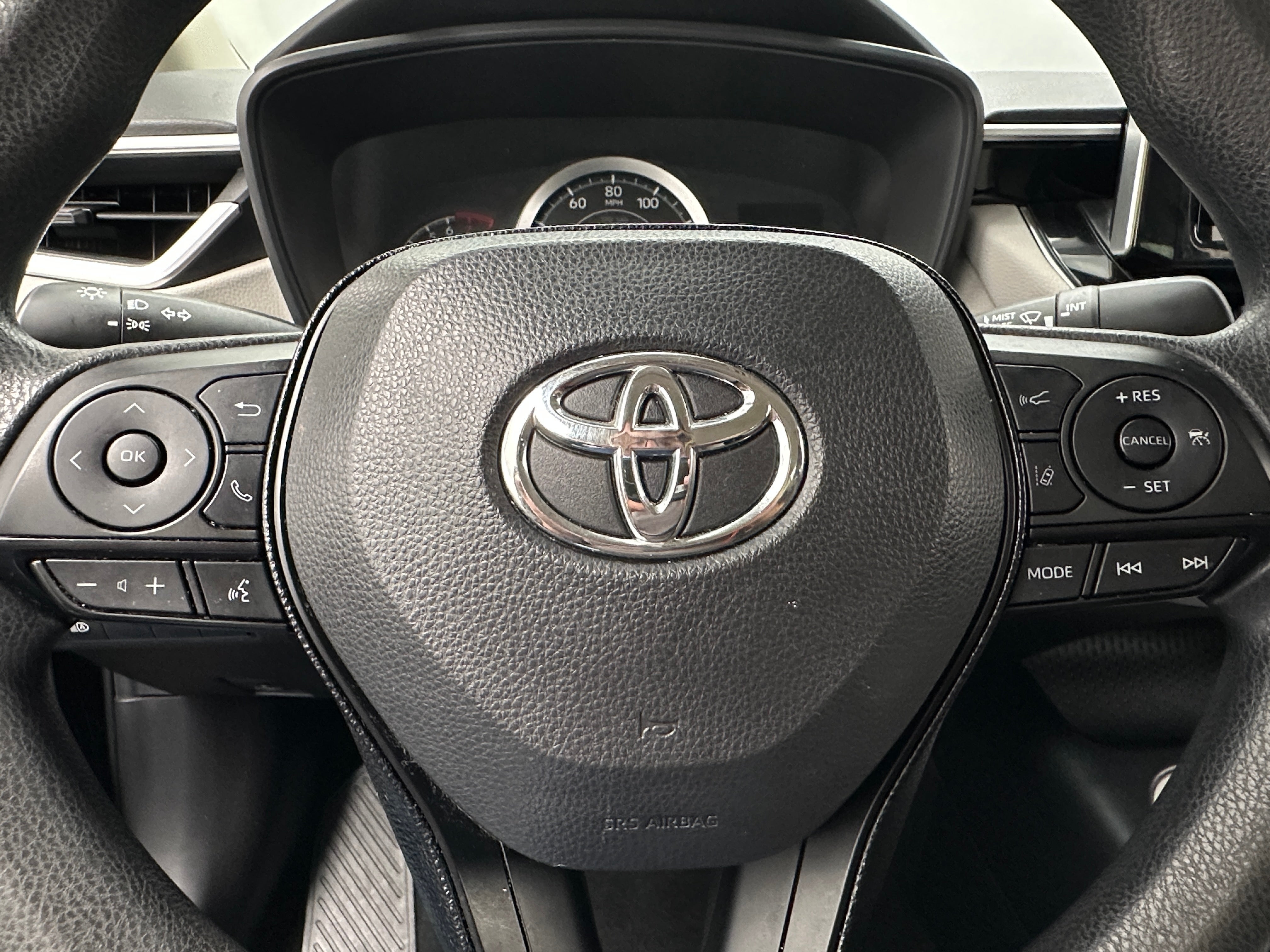 2020 Toyota Corolla LE 5