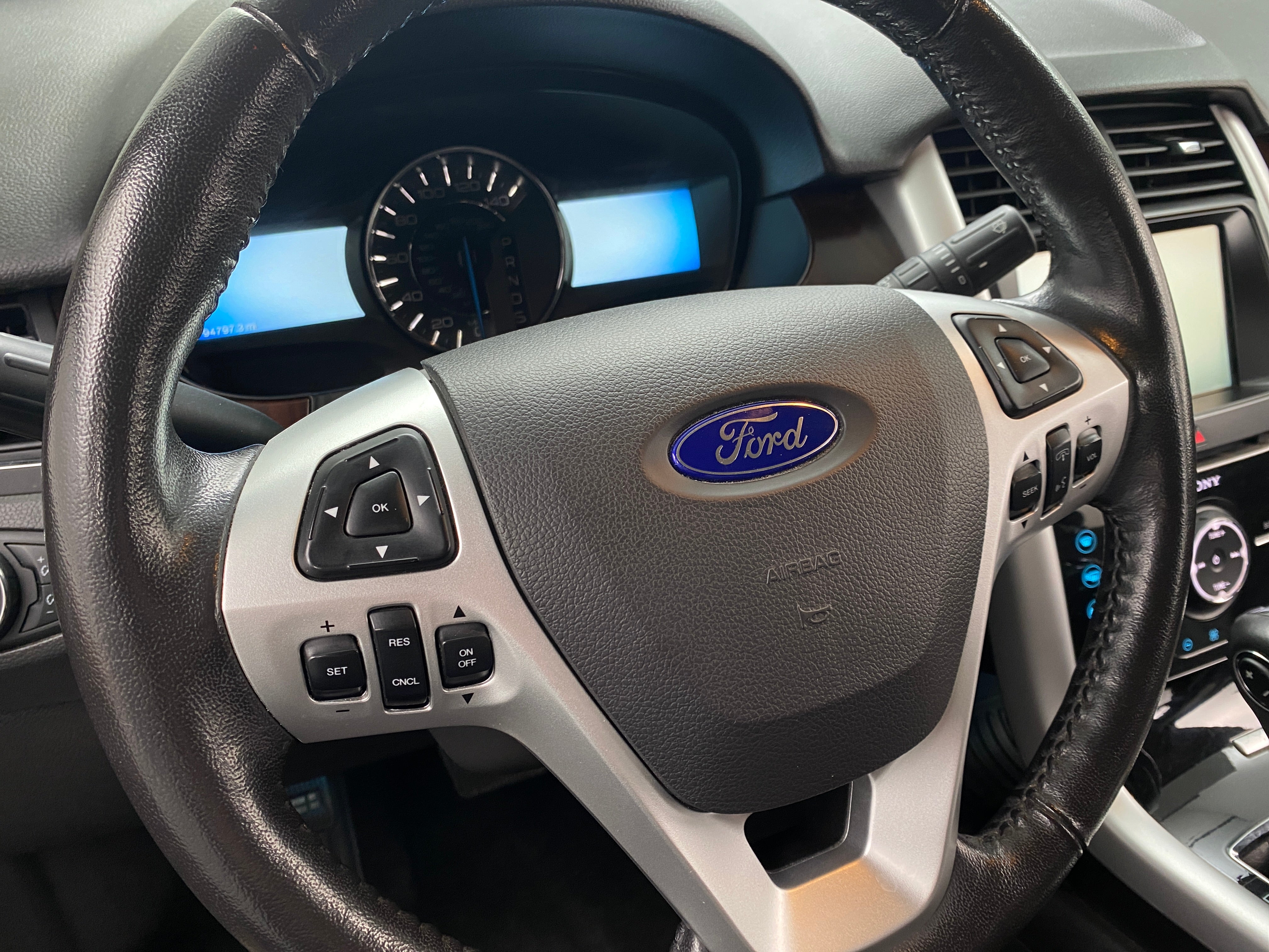 2014 Ford Edge Limited 4