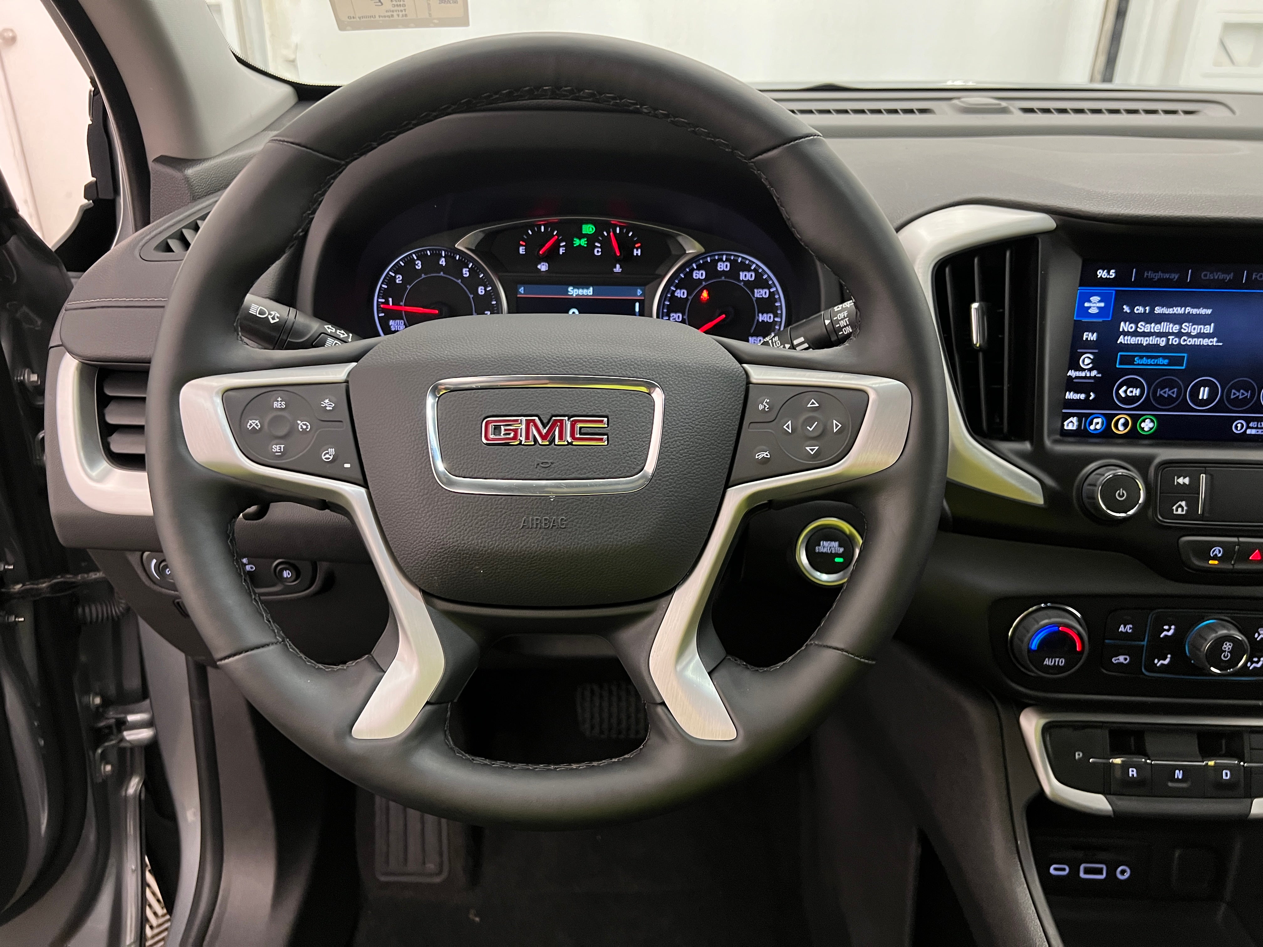 2024 GMC Terrain SLT 4