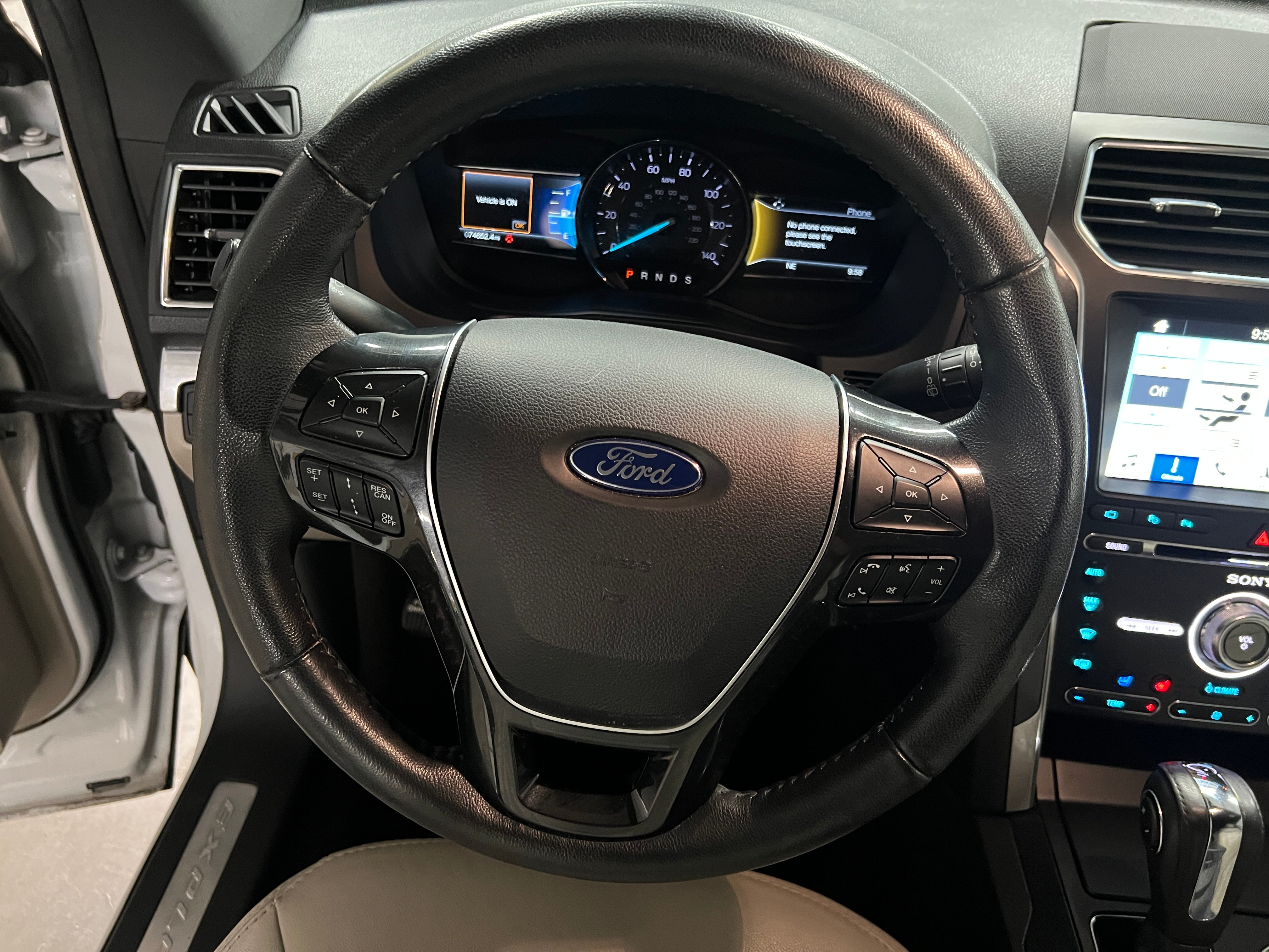 2018 Ford Explorer Limited 4