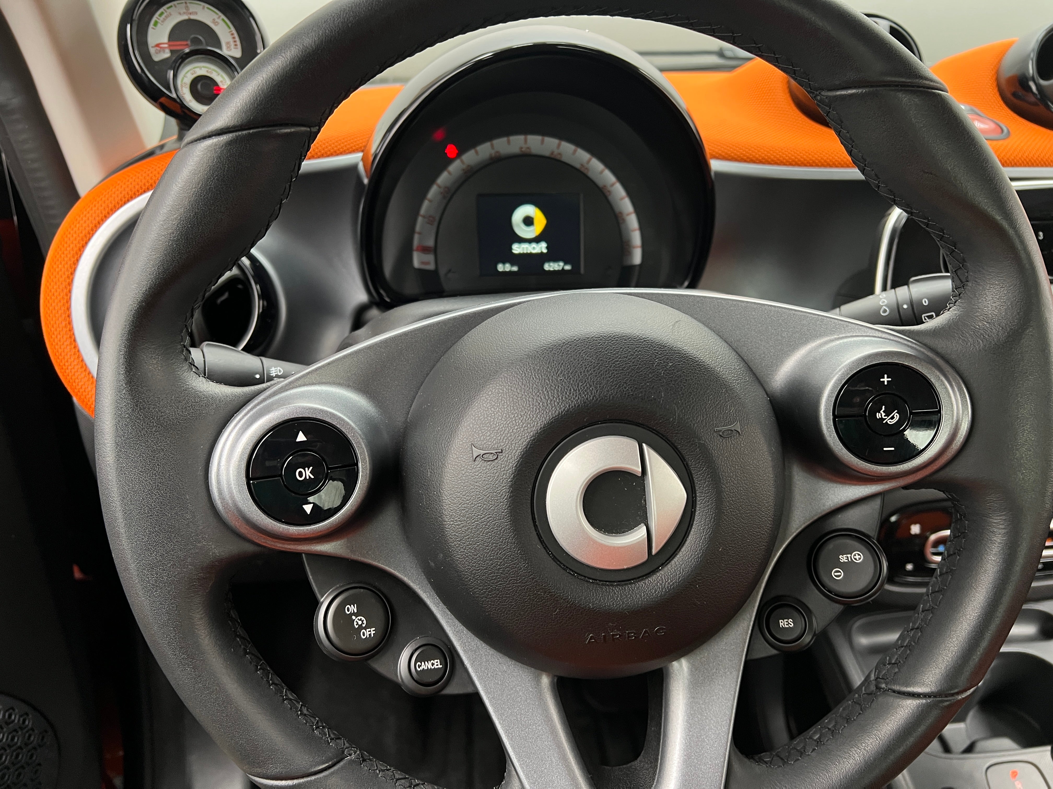 2018 smart fortwo Passion 5