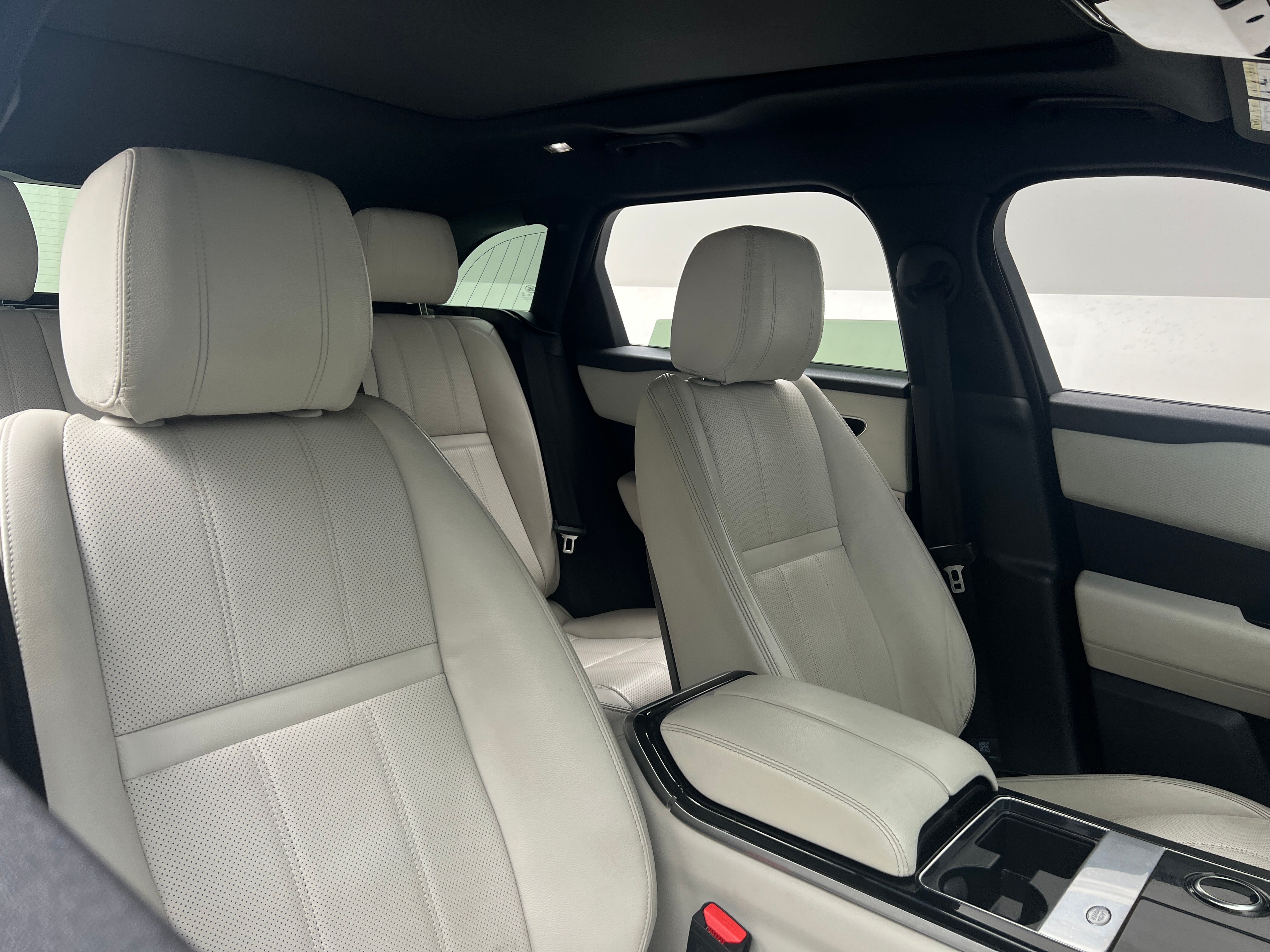 2019 Land Rover Range Rover Velar R-Dynamic SE 2