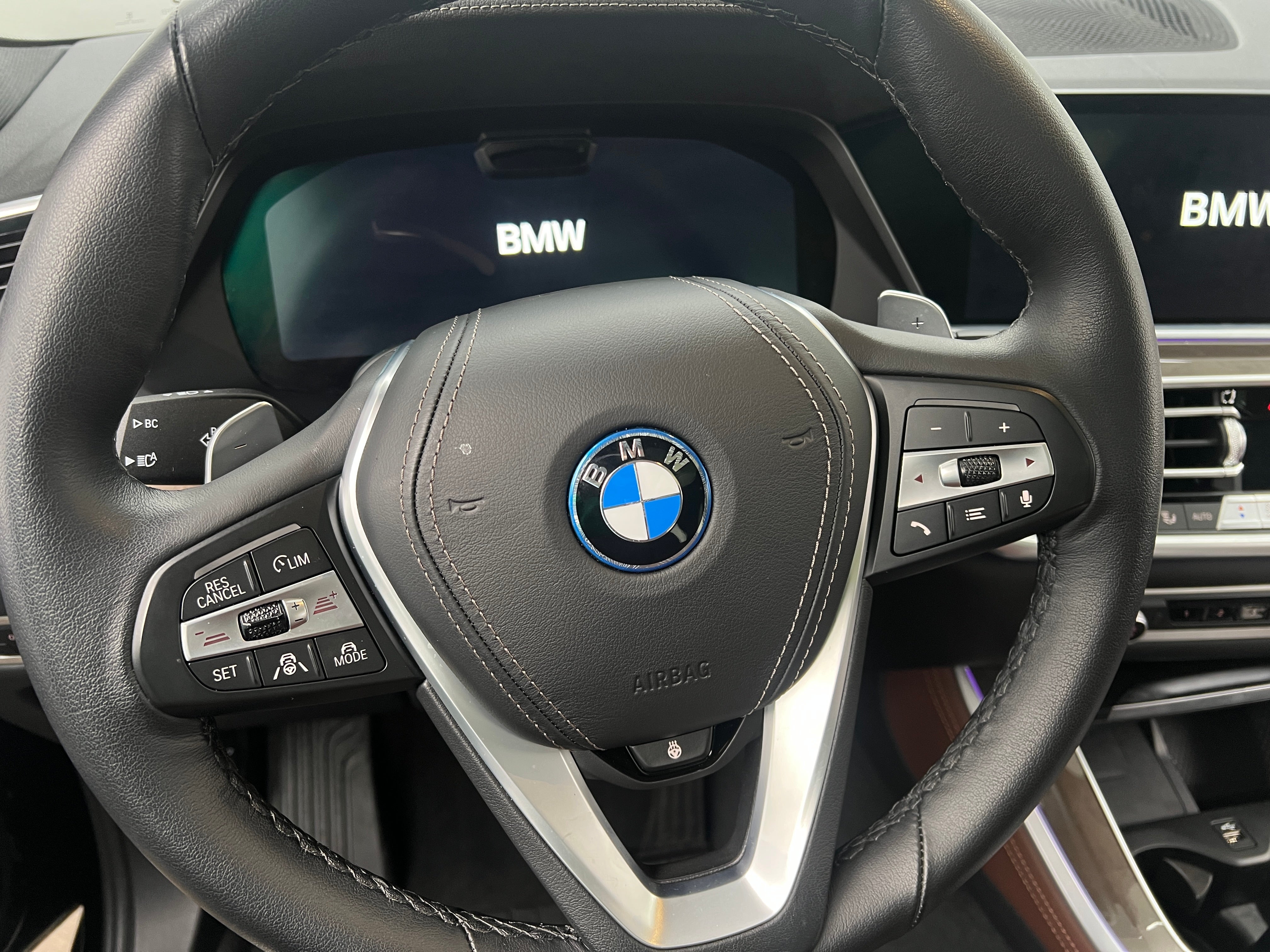 2023 BMW X5 xDrive45e 5