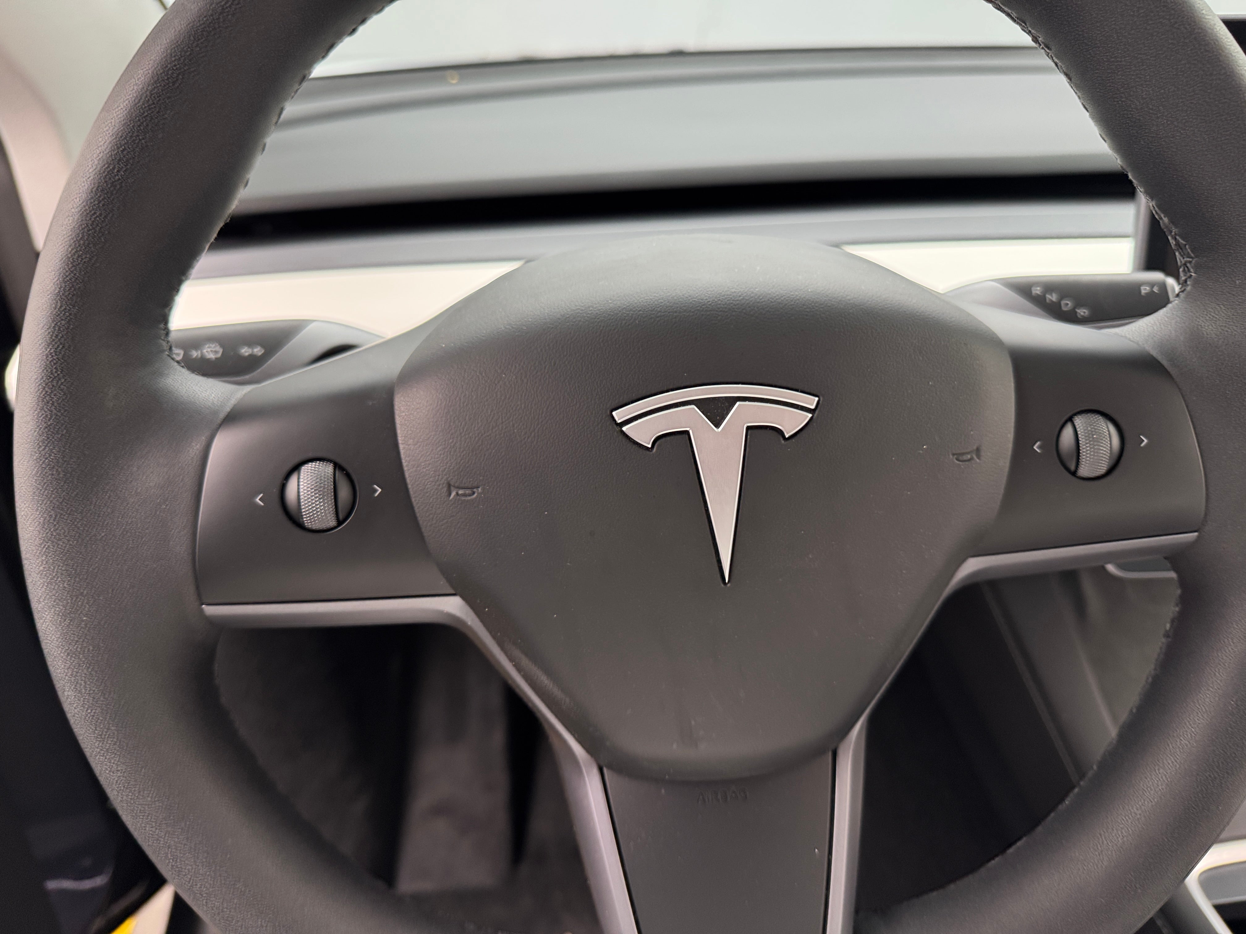 2023 Tesla Model Y Standard Range 4