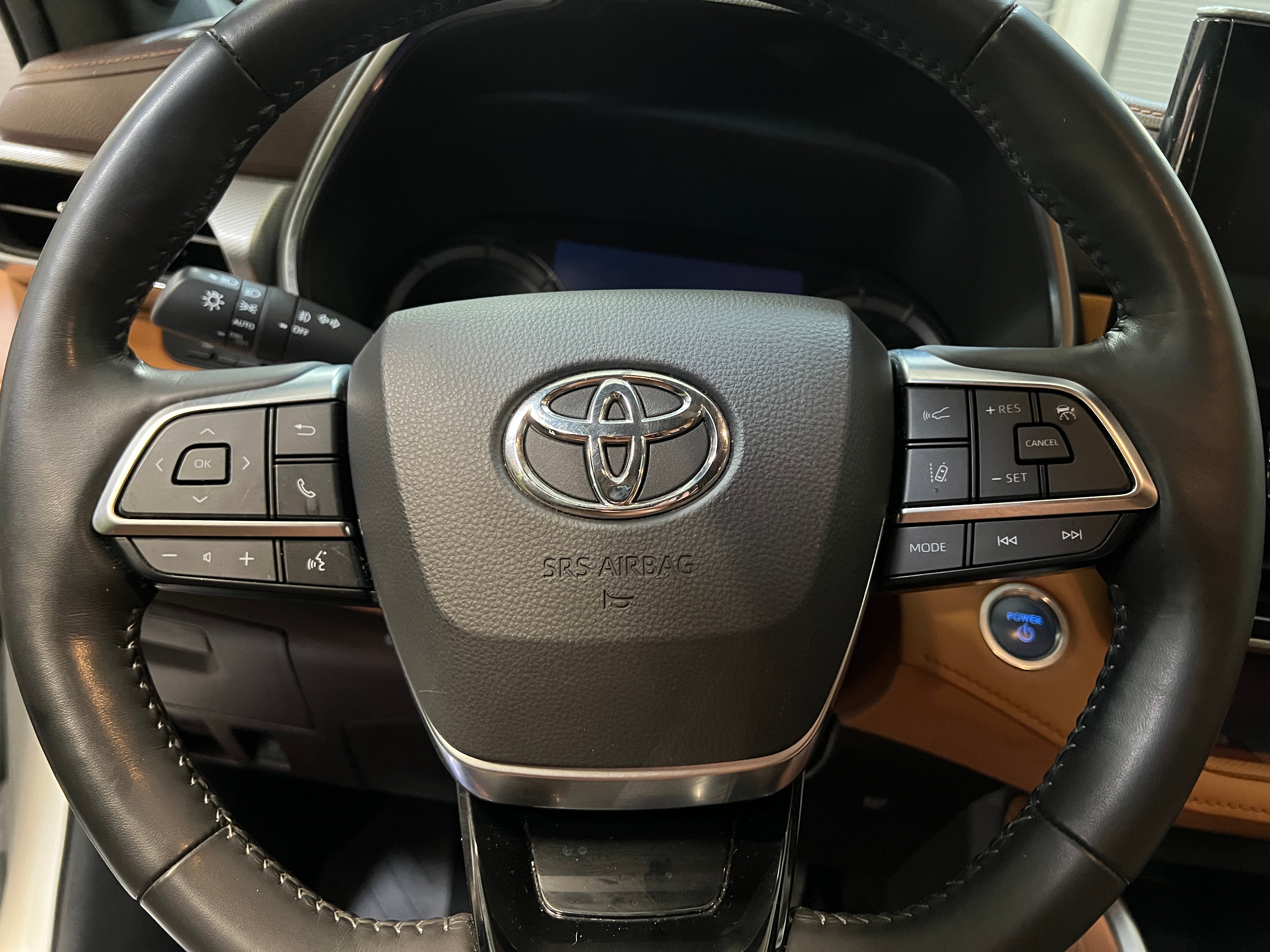 2021 Toyota Highlander Platinum 4