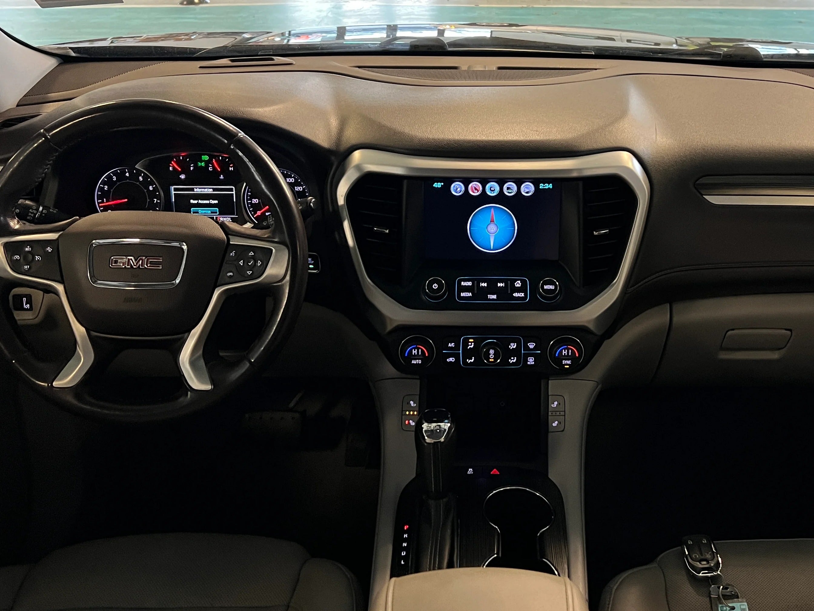 2018 GMC Acadia SLT 2