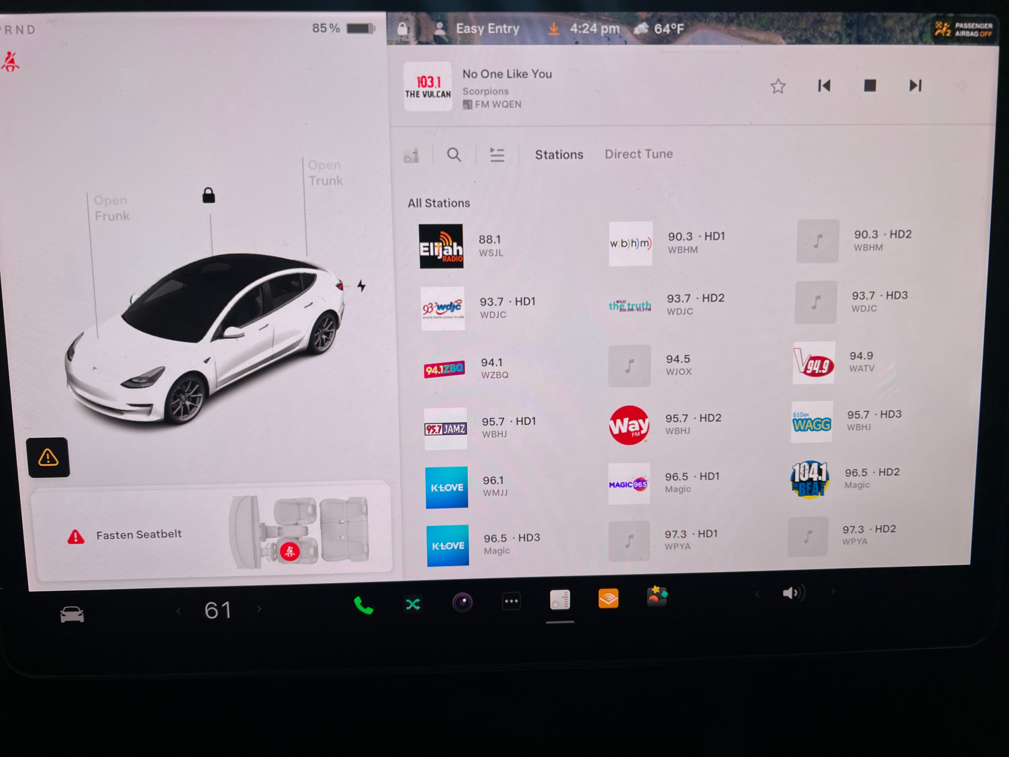 2022 Tesla Model 3 Standard Range 4