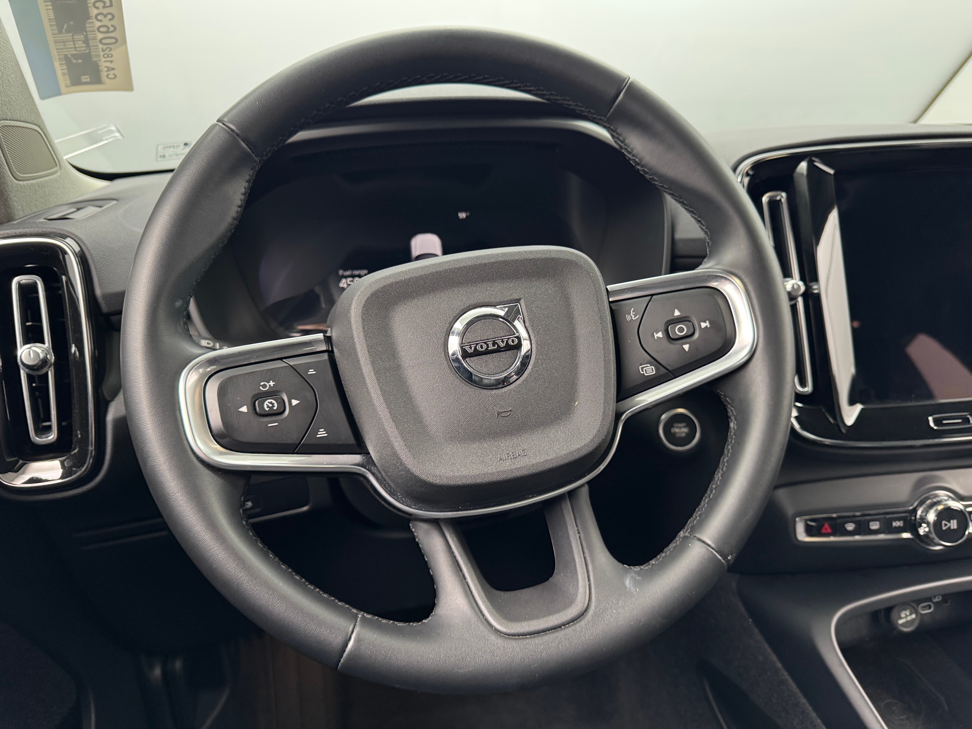 2024 Volvo XC40 B5 Core 5